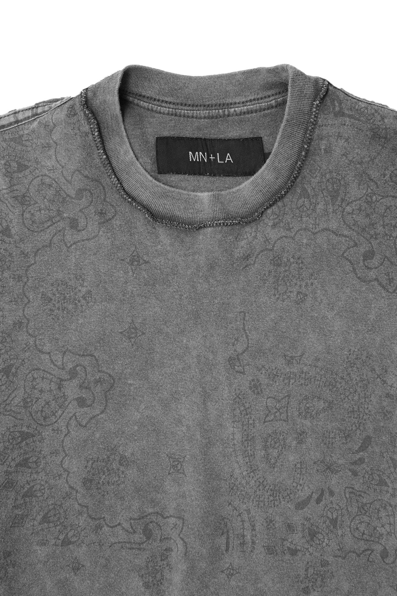 BOX TEE IN STONE PAISLEY