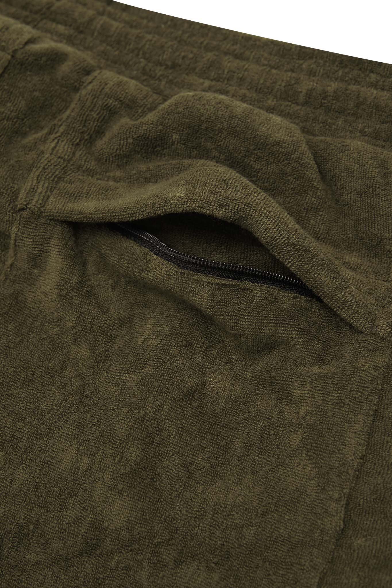 TOWEL TERRY SWEATSHORTS IN OLIVE