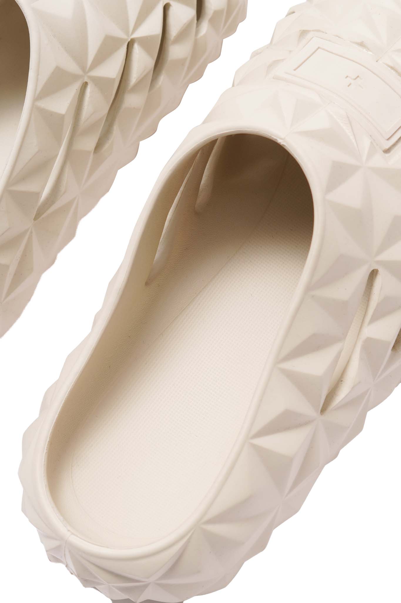 TERRA CLOGS IN FOSSIL