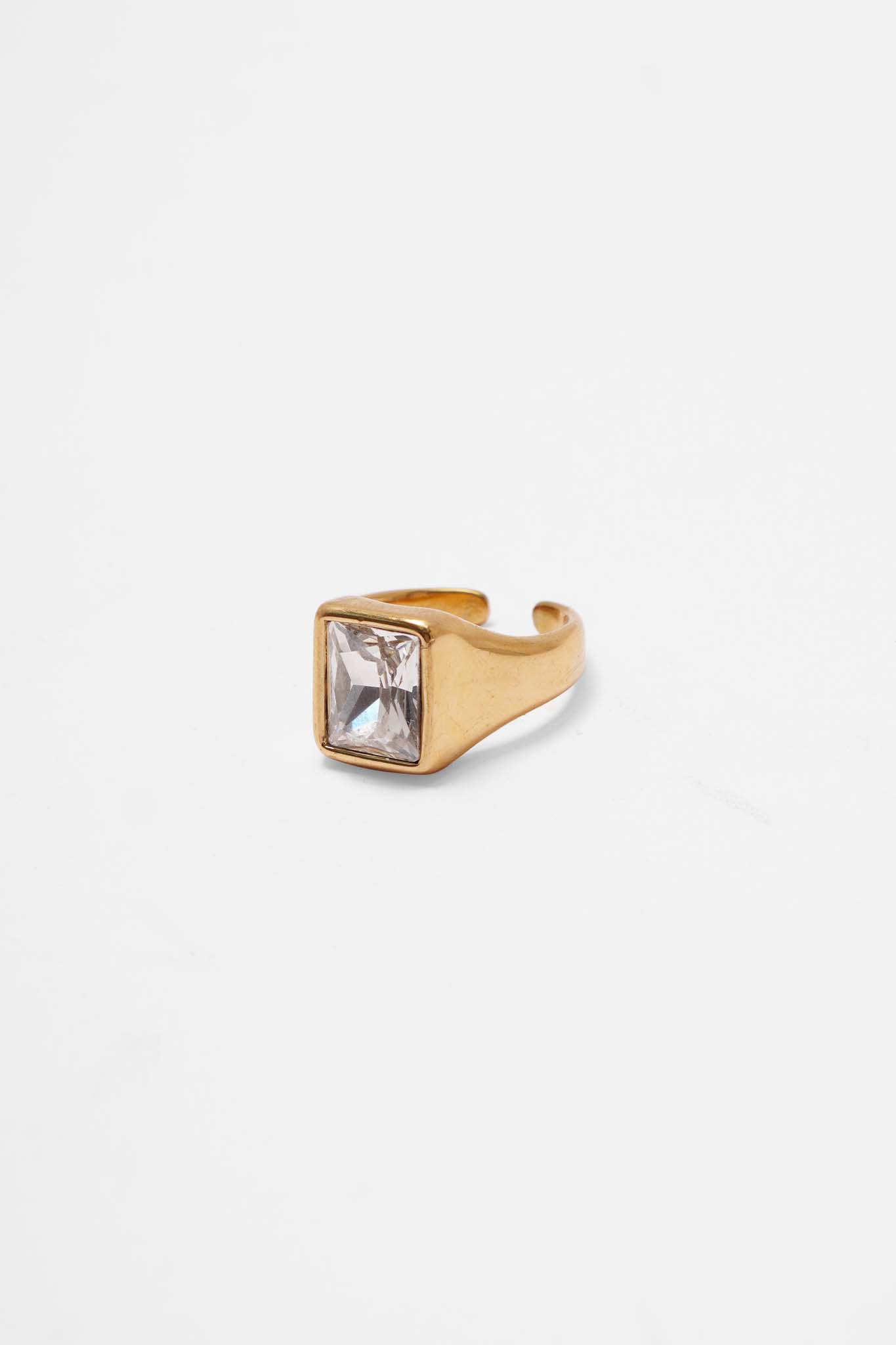 GLEAMSTONE GOLD RING