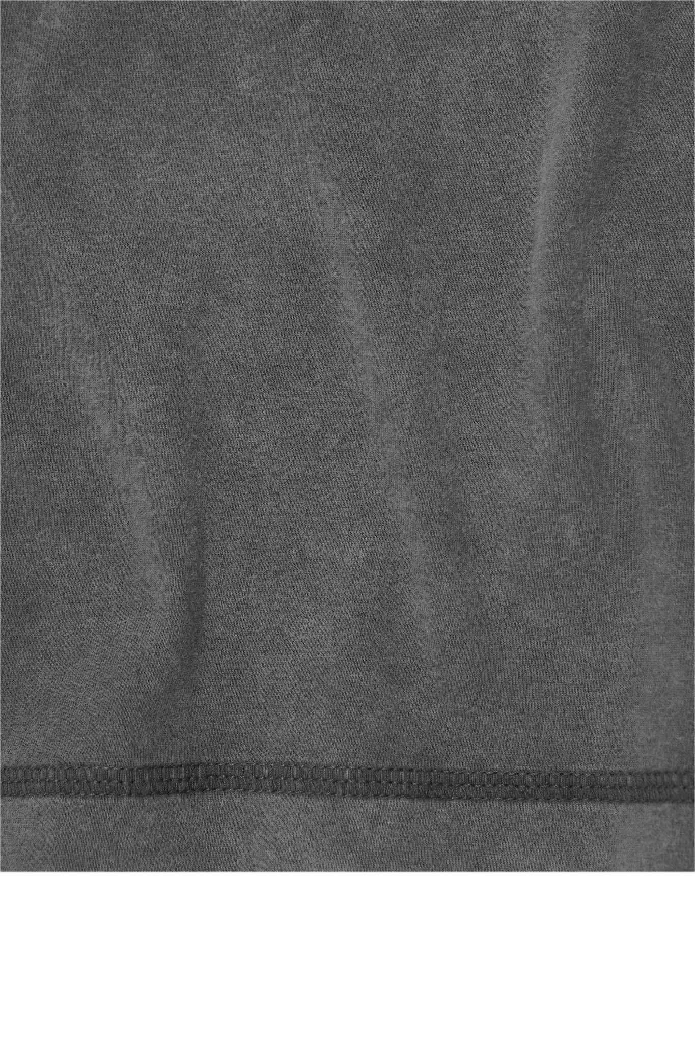 STRIDE TEE IN MOON GREY