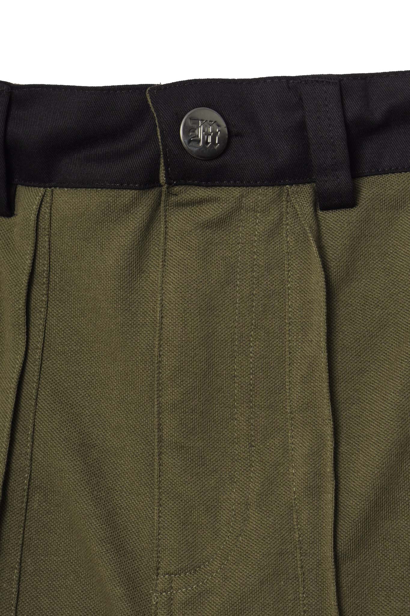 M+ OVERPOCKET PHAT SHORTS IN OLIVE