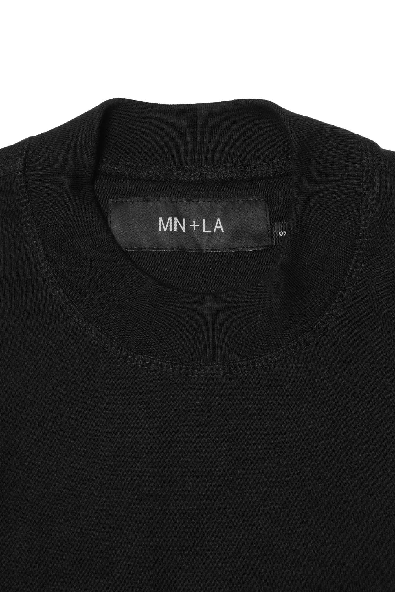 MN+LA™ SCRIPT LOGO TEE IN CAVIAR/CEMENT