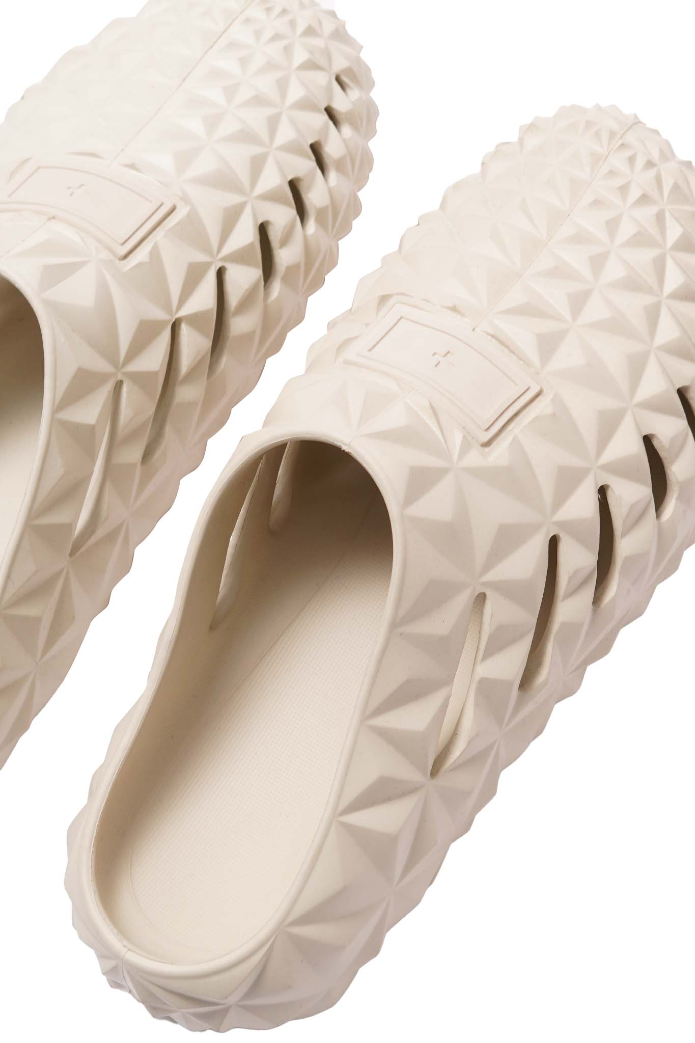 TERRA CLOGS IN FOSSIL