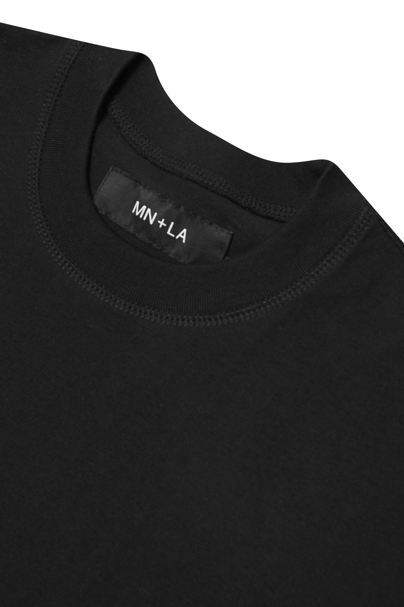 TOPSHELF TEE IN CAVIAR