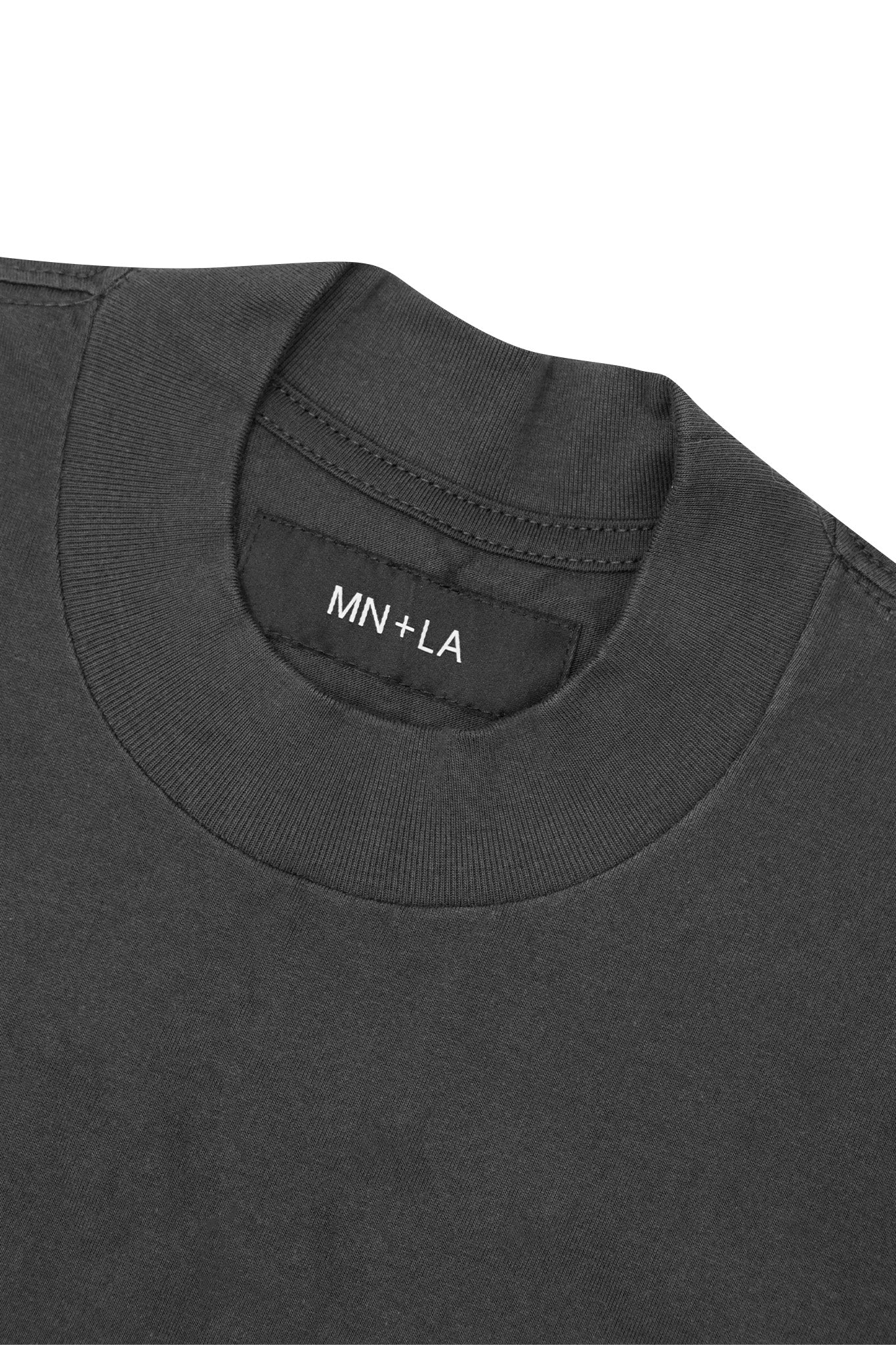 MOCK NECK TEE IN CHARCOAL GREY