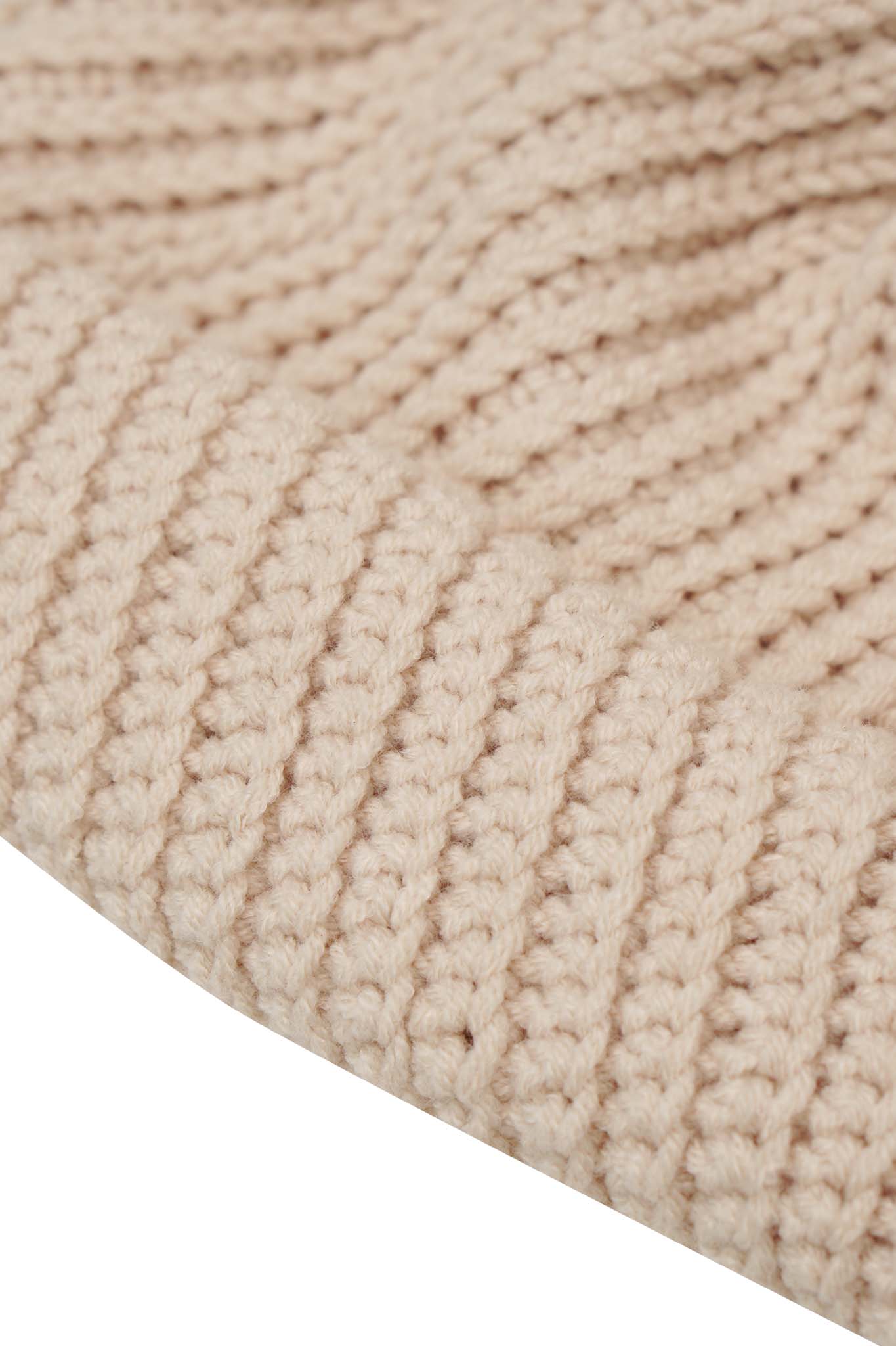 HAND KNIT FISHERMAN BEANIE (FOSSIL)