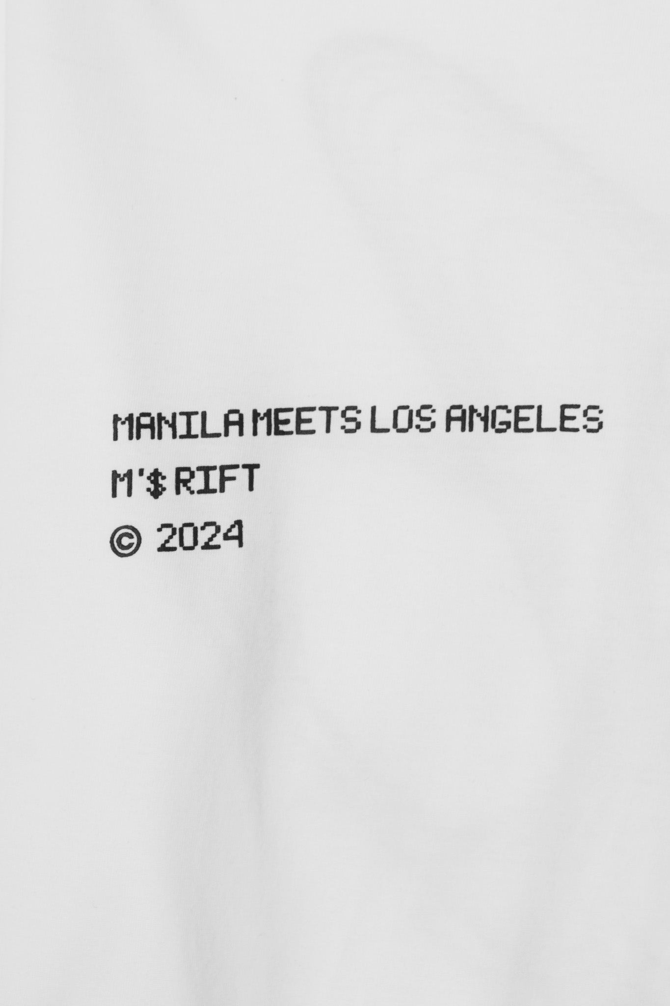 M'$ RIFT VAST TEE IN WHITE