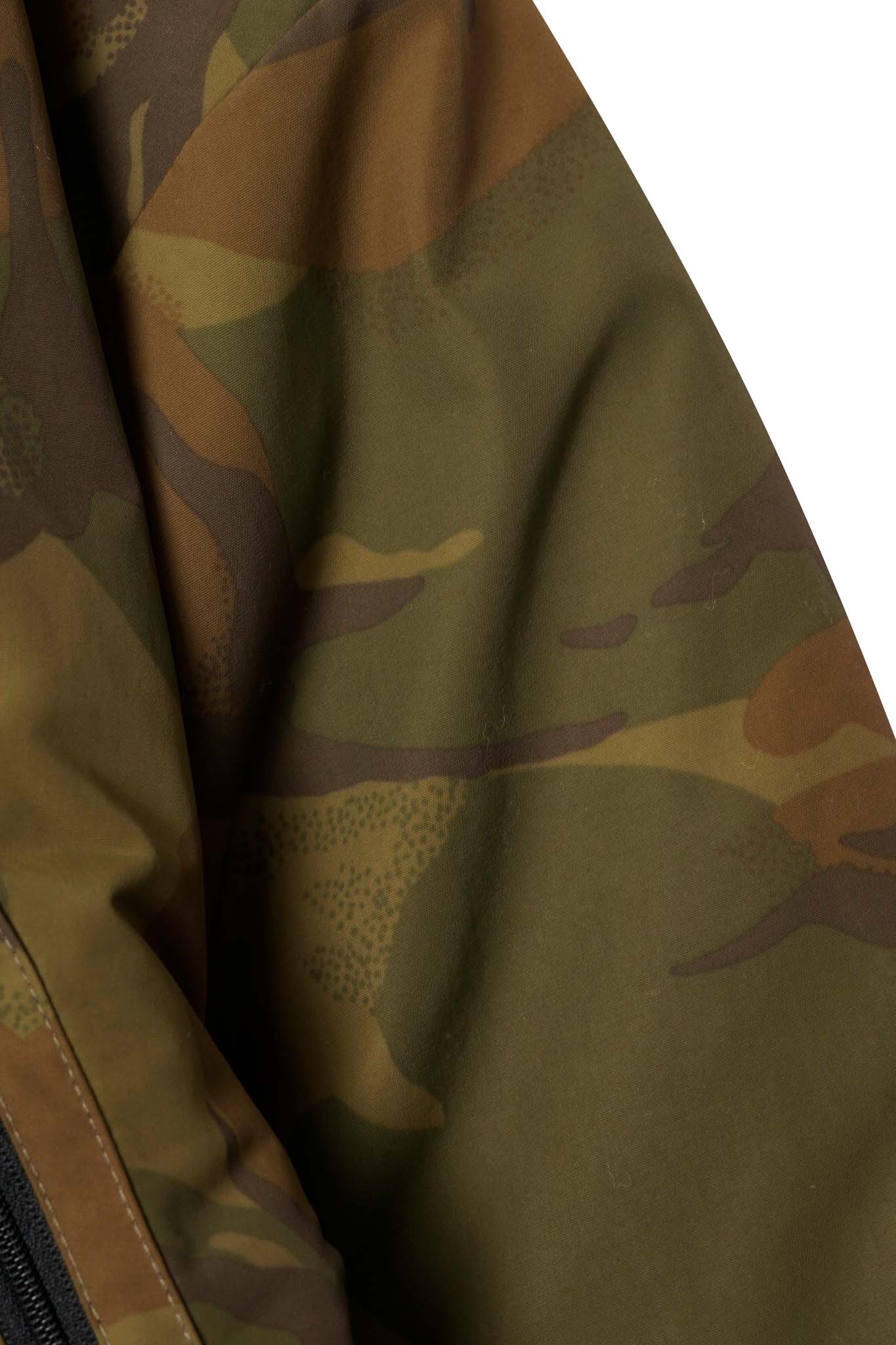 "FLOW" BOMBER JACKET IN JUNGLE CAMO