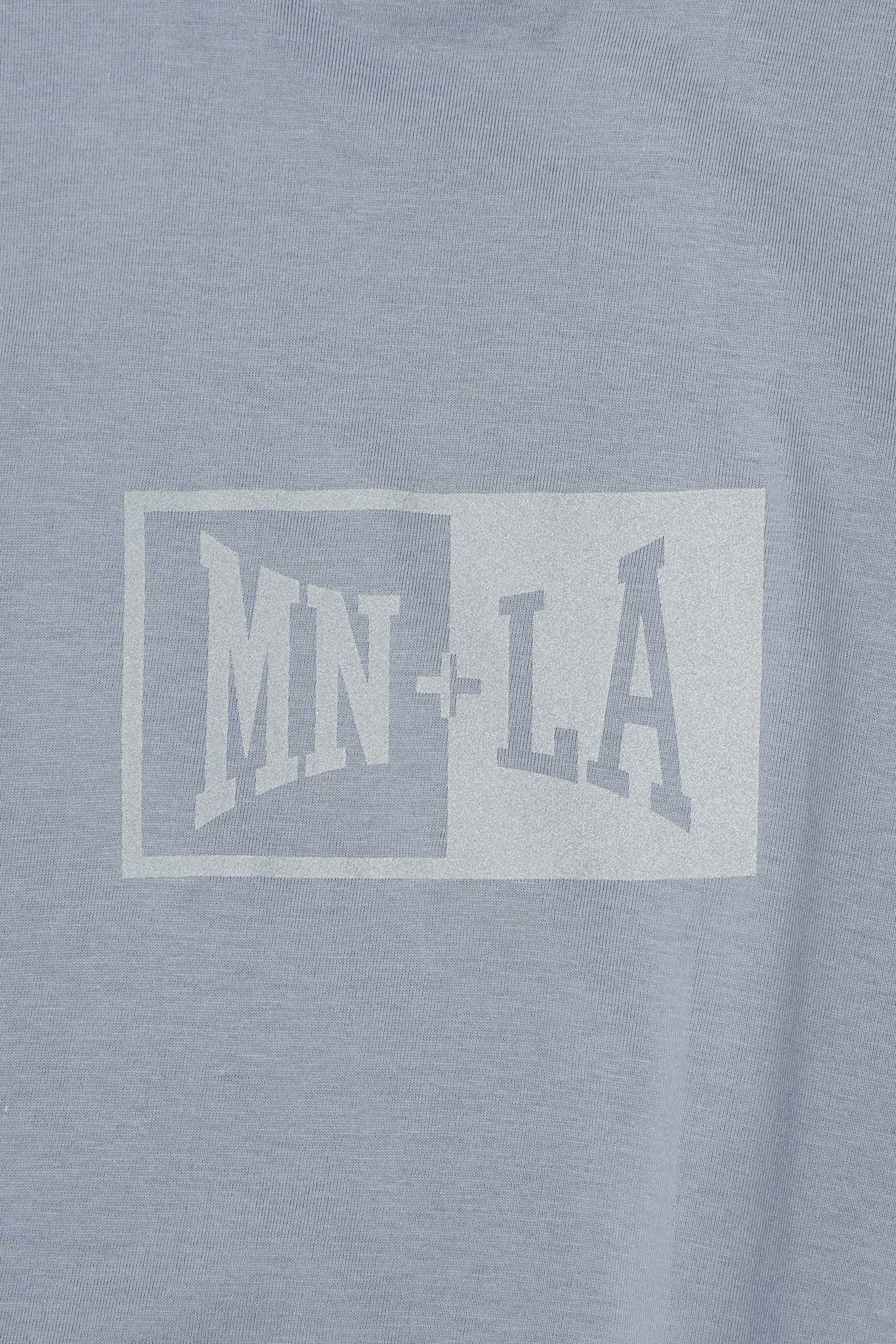 "KNUCKLEHEAD" TEE IN GLACIER REFLECTIVE