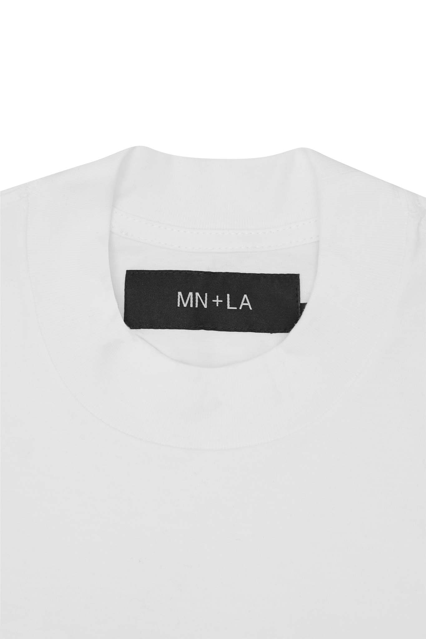 "TRES" TEE IN WHITE
