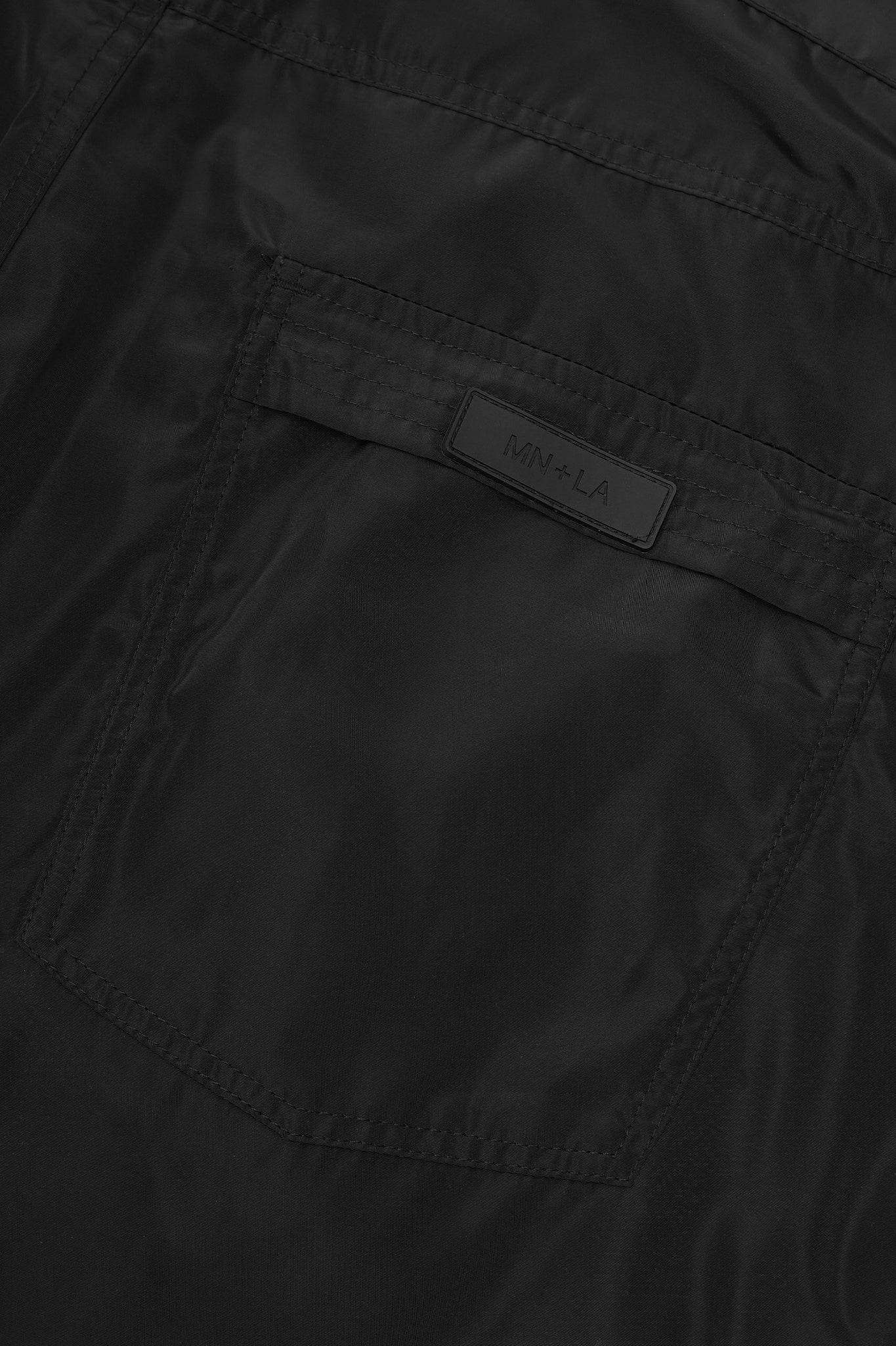 SHINOBI SHORTS IN GRAPHITE