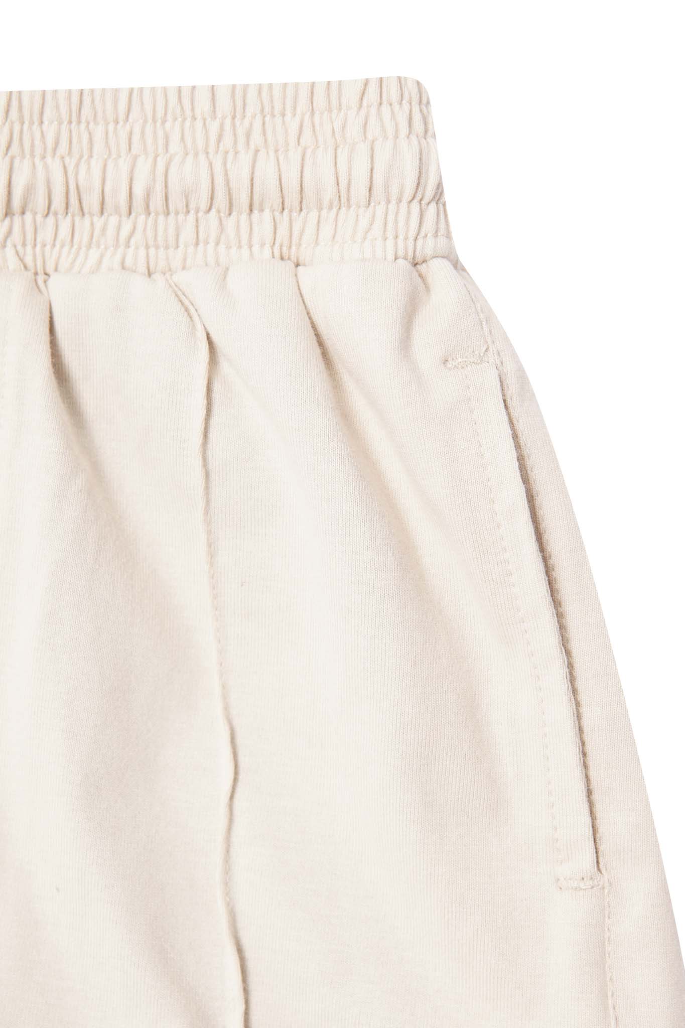 "PAINT SPLAT" LITTLE HUMAN™ PLEATED SHORTS IN OAT