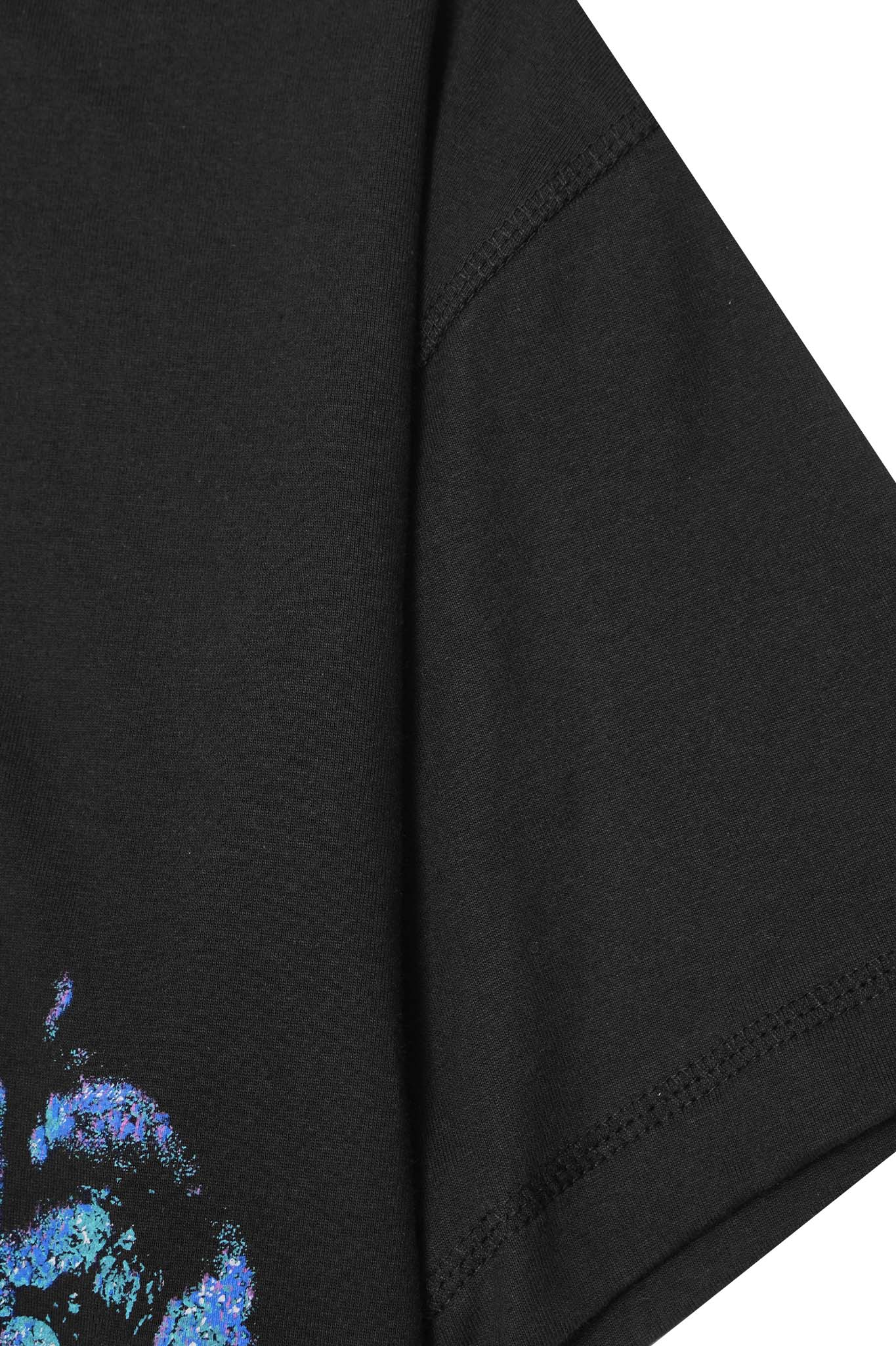 "TEARS IN THE RAIN" TEE IN CAVIAR