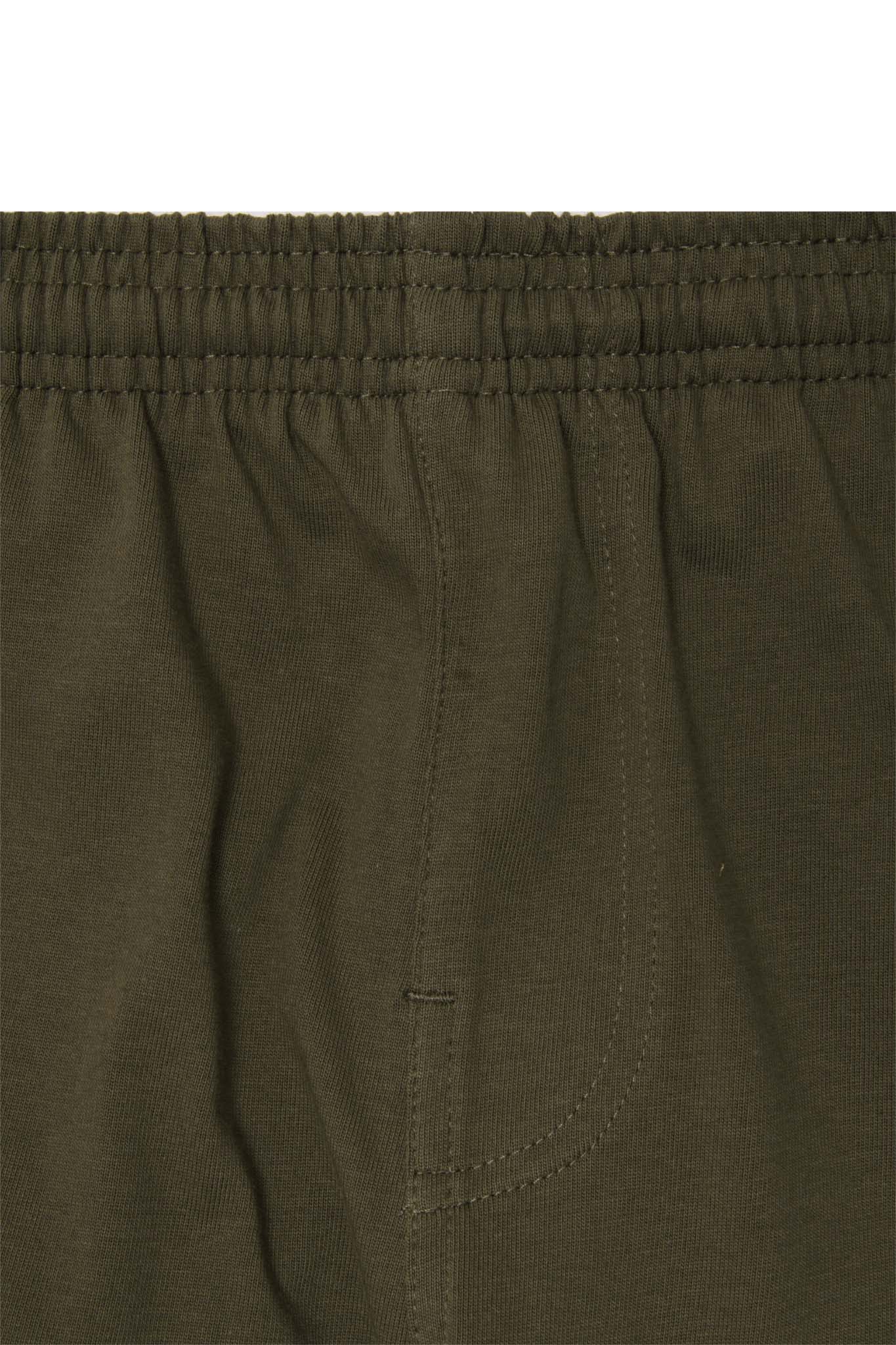 PLEATED HOUSE SHORTS IN DARK MOSS