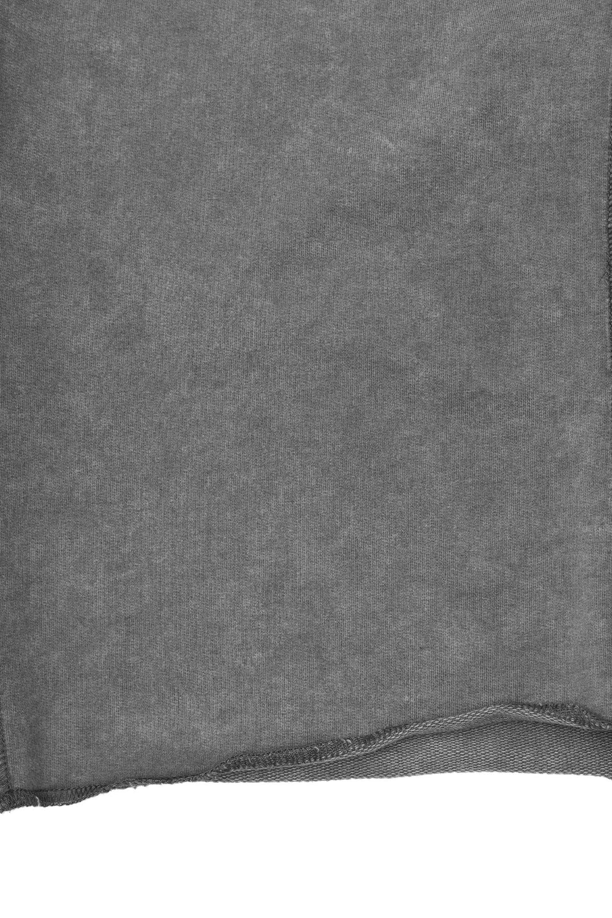 ELOWEN IN CEMENT