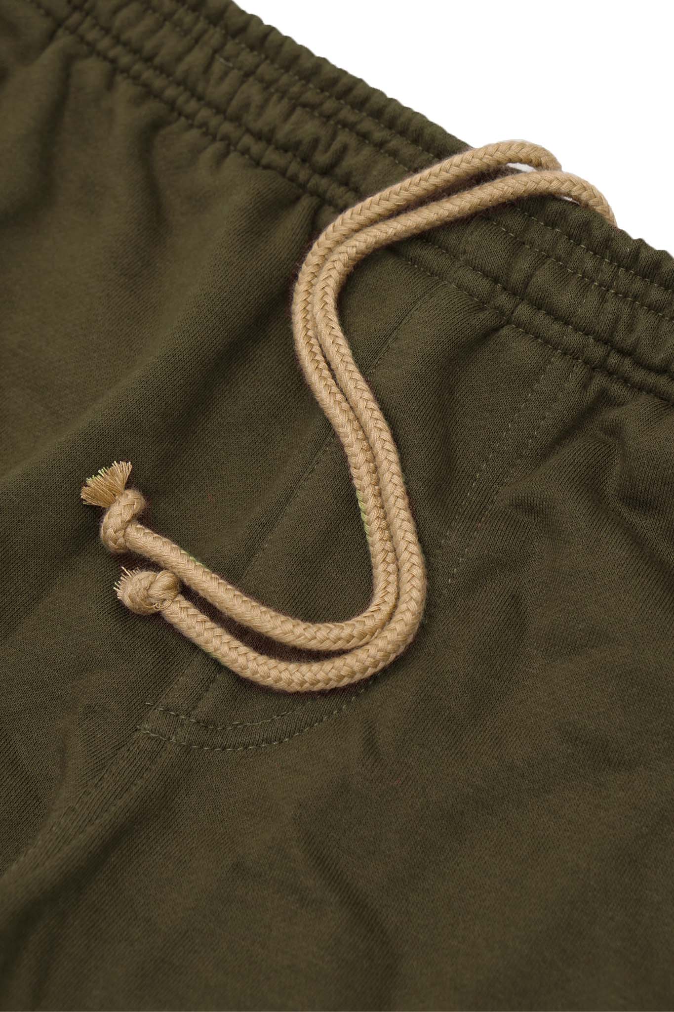FRENCH TERRY RAW FINISH SWEATSHORTS IN OLIVE