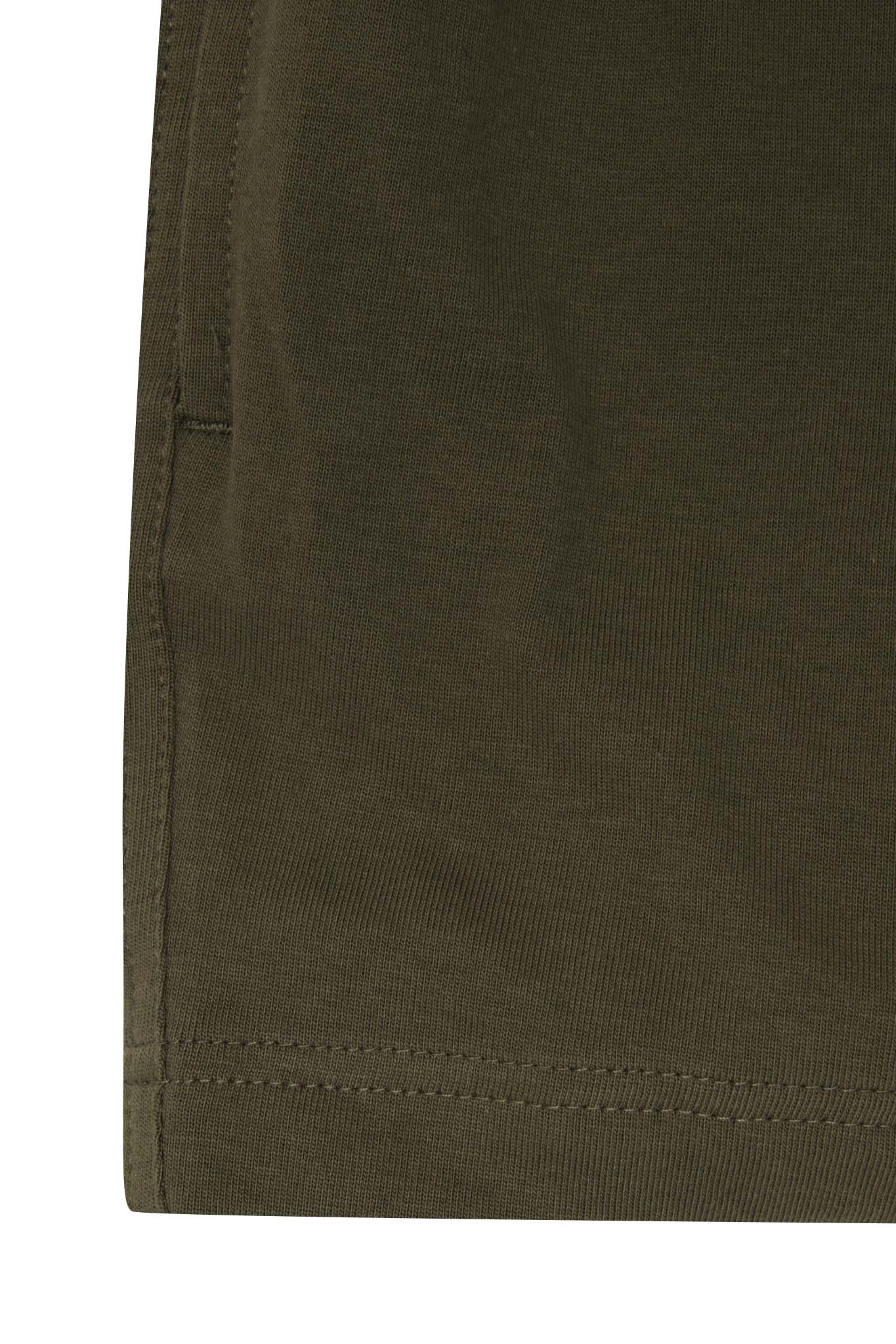 PLEATED HOUSE SHORTS IN DARK MOSS