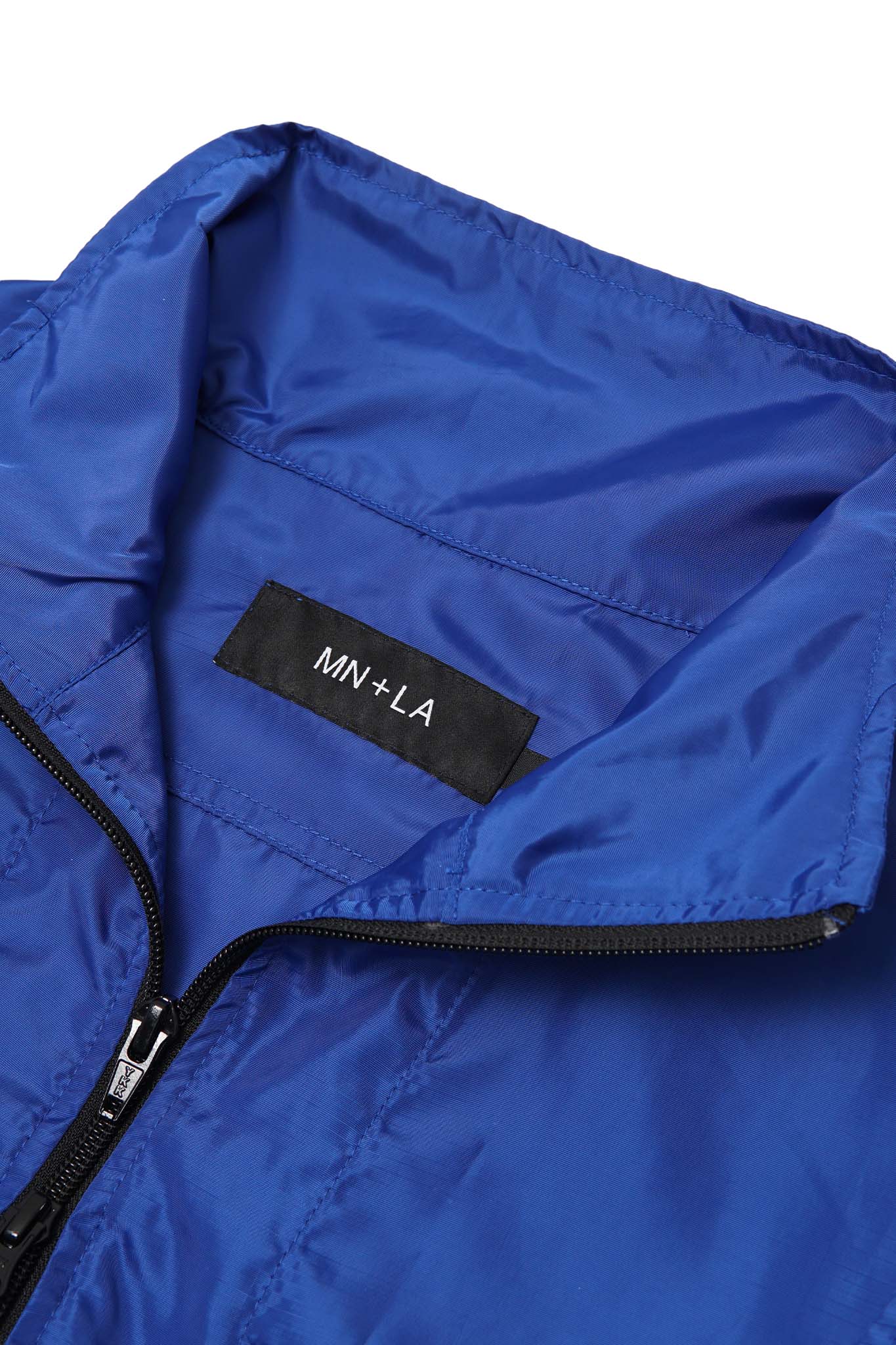 "WAGWAN" WINDBREAKER V2 IN AZURITE
