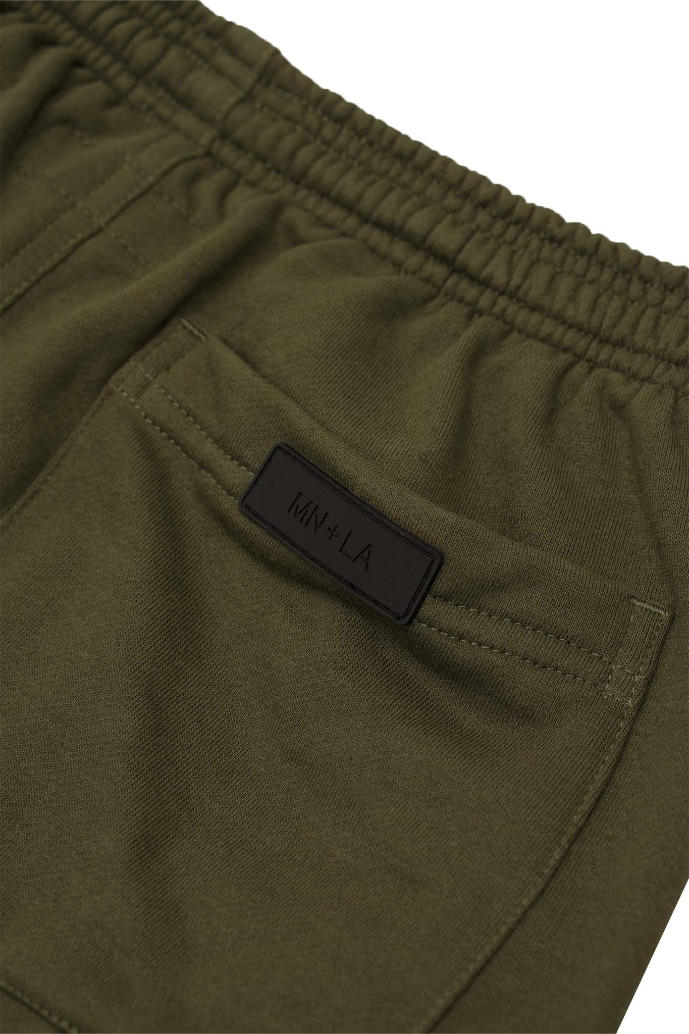 FRENCH TERRY RAW FINISH SWEATSHORTS IN OLIVE