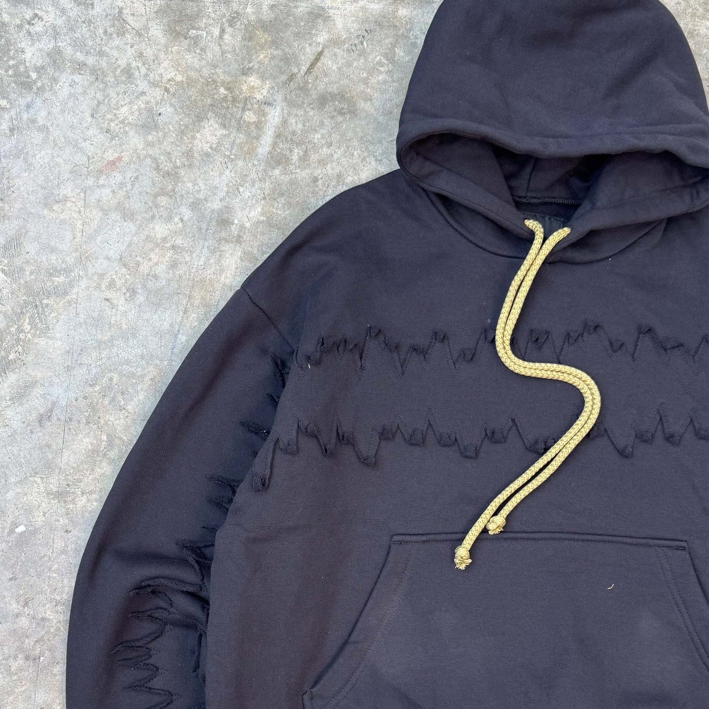 JURASSIC HOODIE IN ANTHRACITE