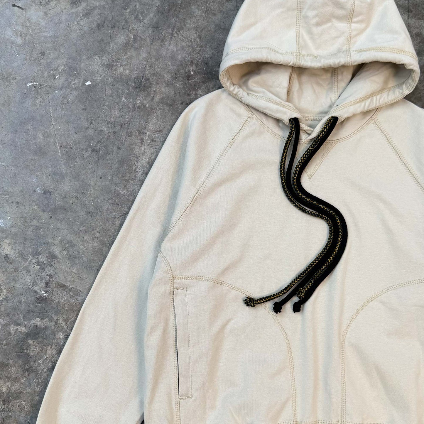MN+LA™ HOODIE SAMPLE 017