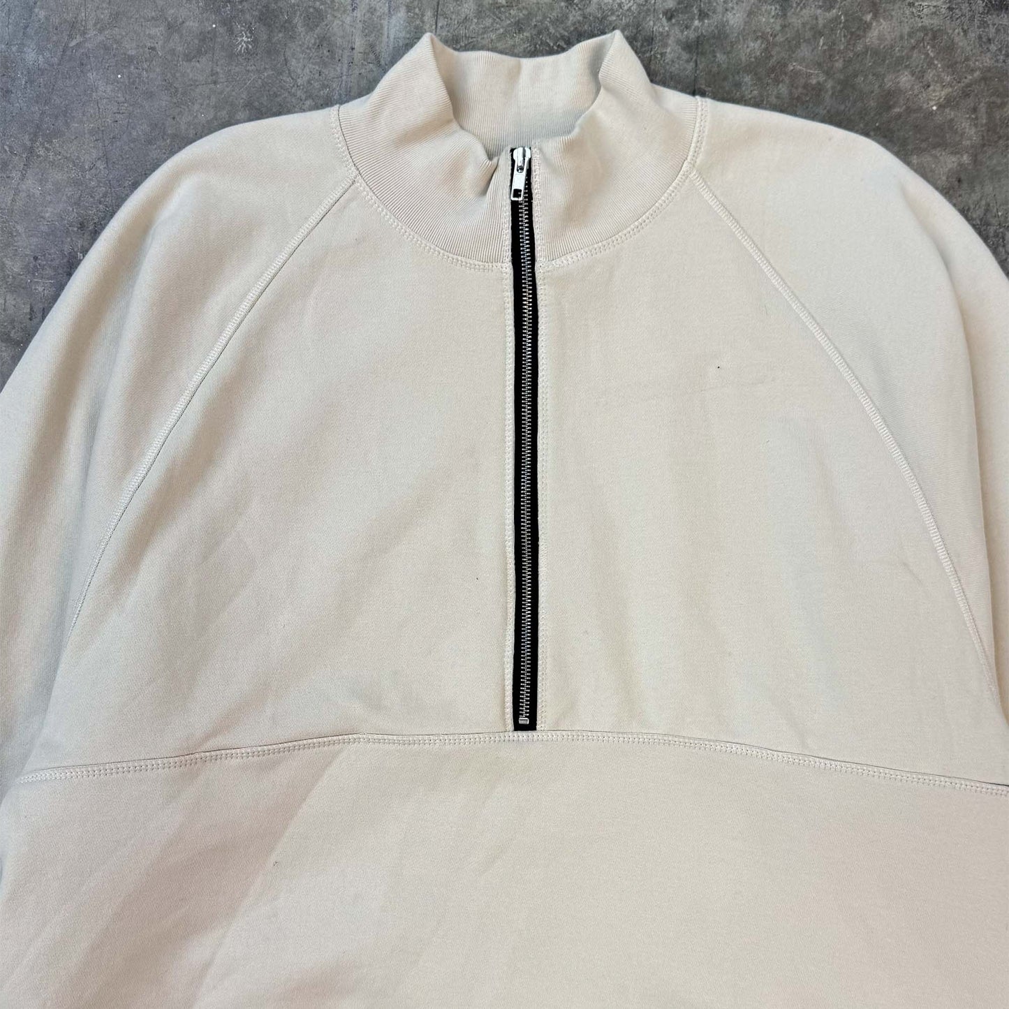 QUARTER ZIP SWEATSHIRT IN OAT