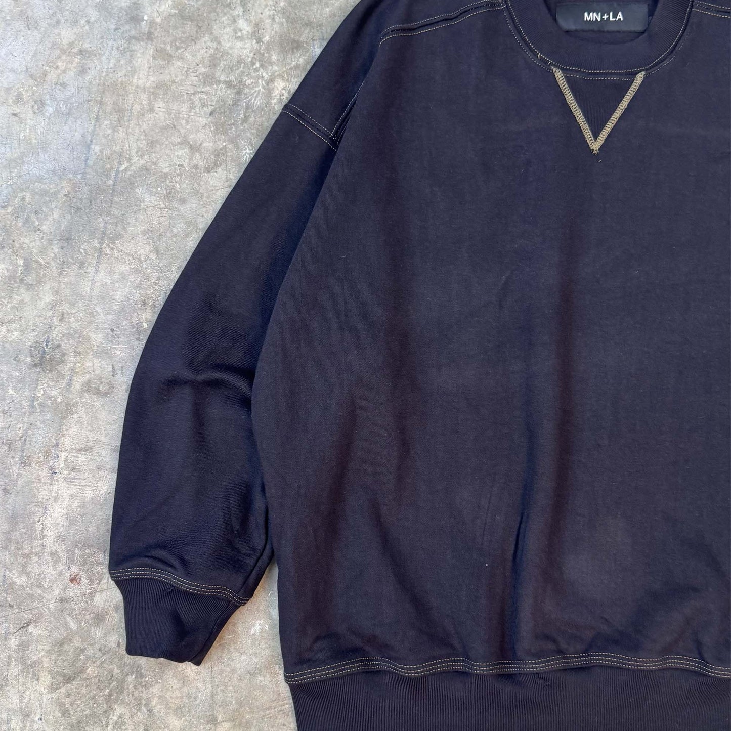 EXO™ MILITIA SWEATSHIRT IN ANTHRACITE