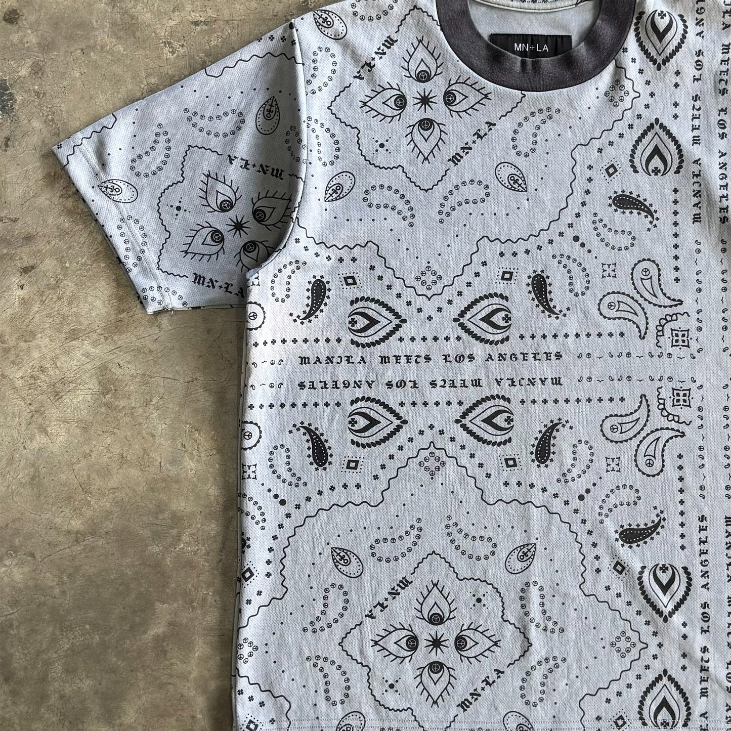 PEACE PAISLEY OVERSIZED TEE IN STEEL