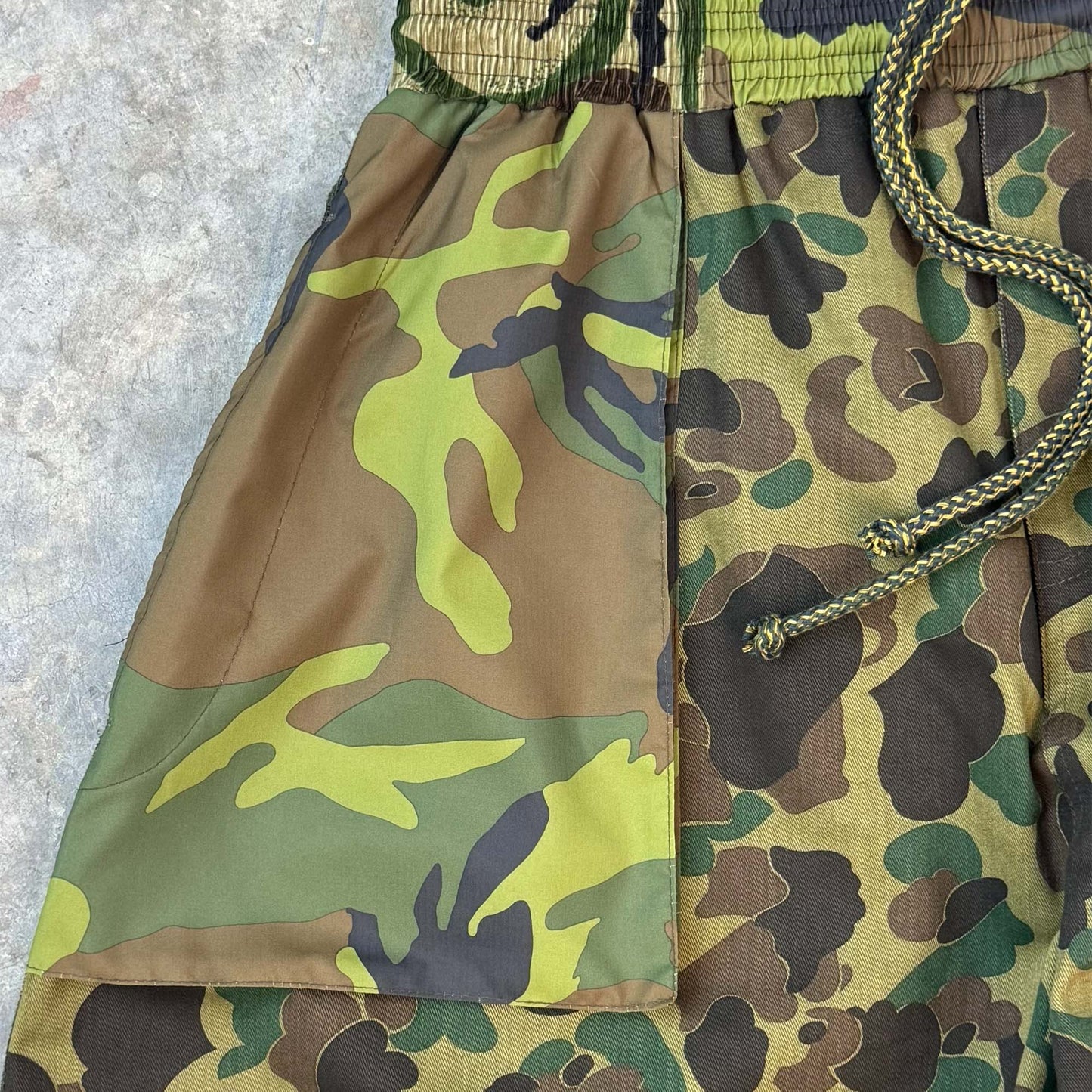 TERRA PANTS IN PATCHWORK CAMO
