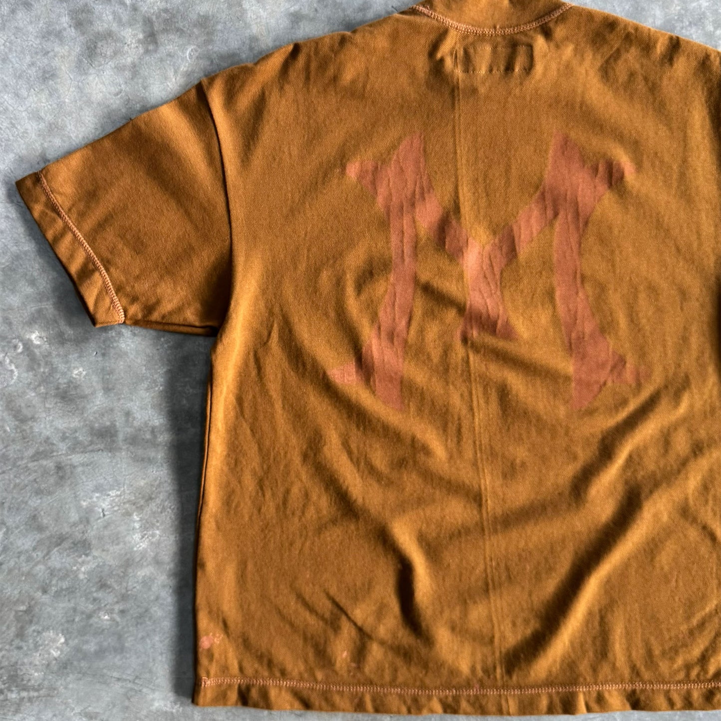 "HITTER" V3 PIQUE BOX TEE IN RUST