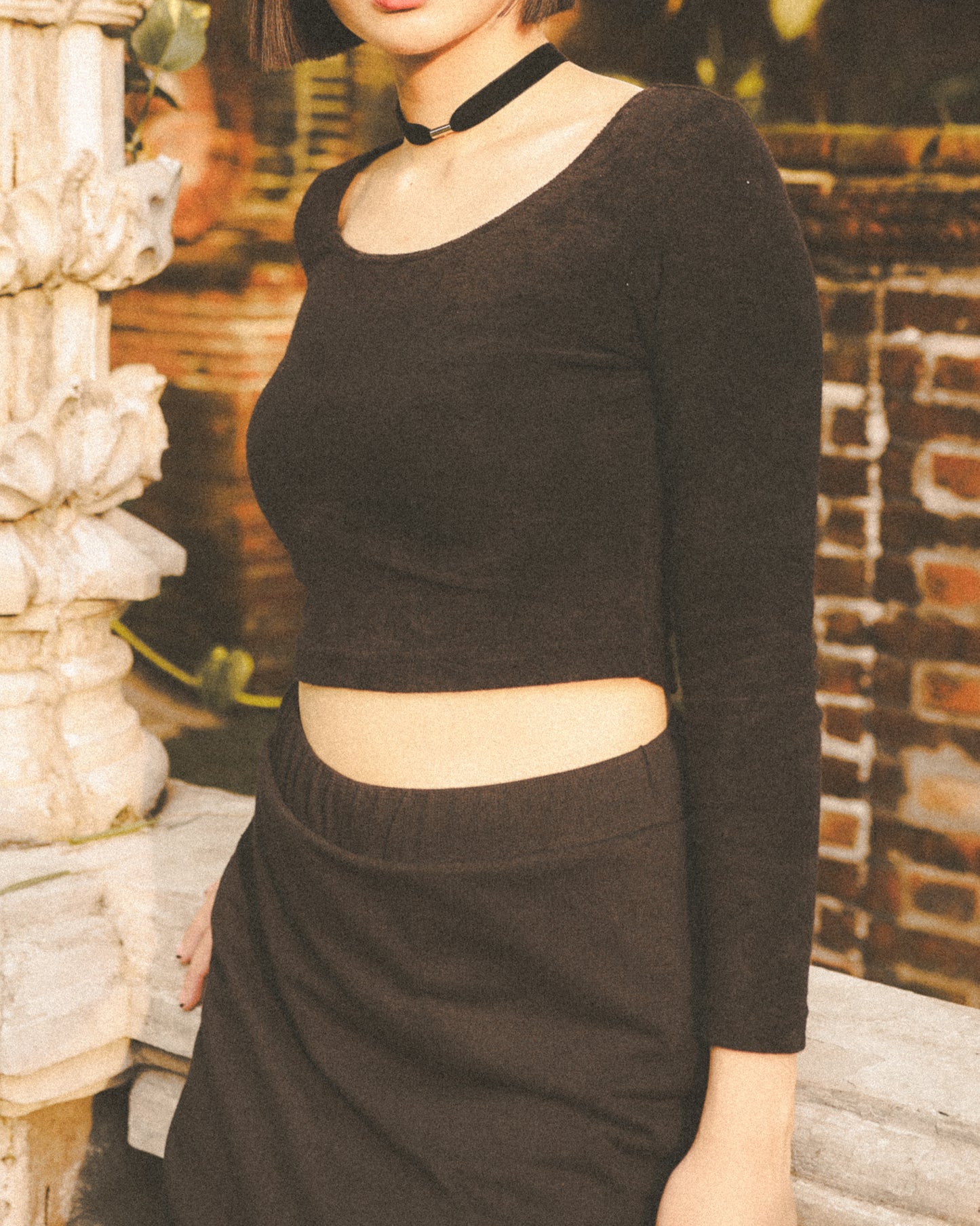 SCOOP NECK IN ANTHRACITE