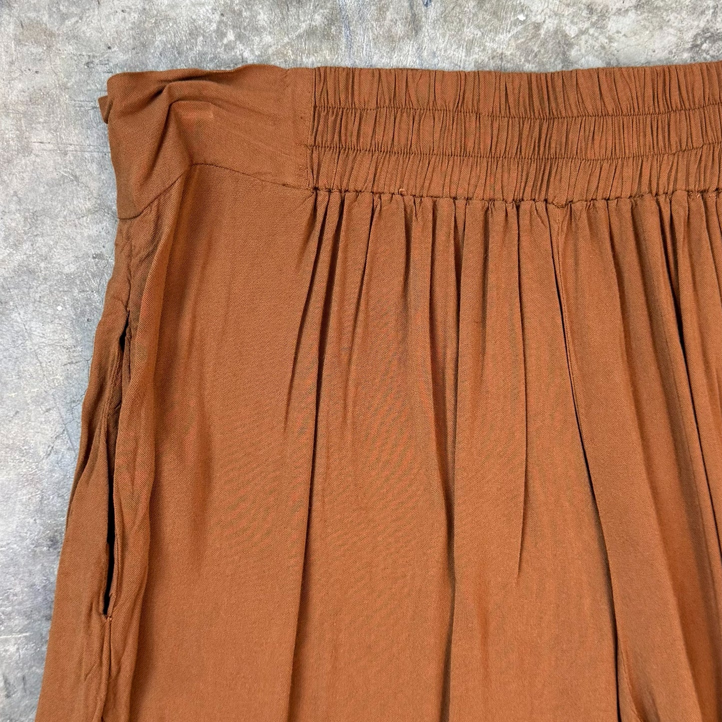 FEMME PANTS SAMPLE 003