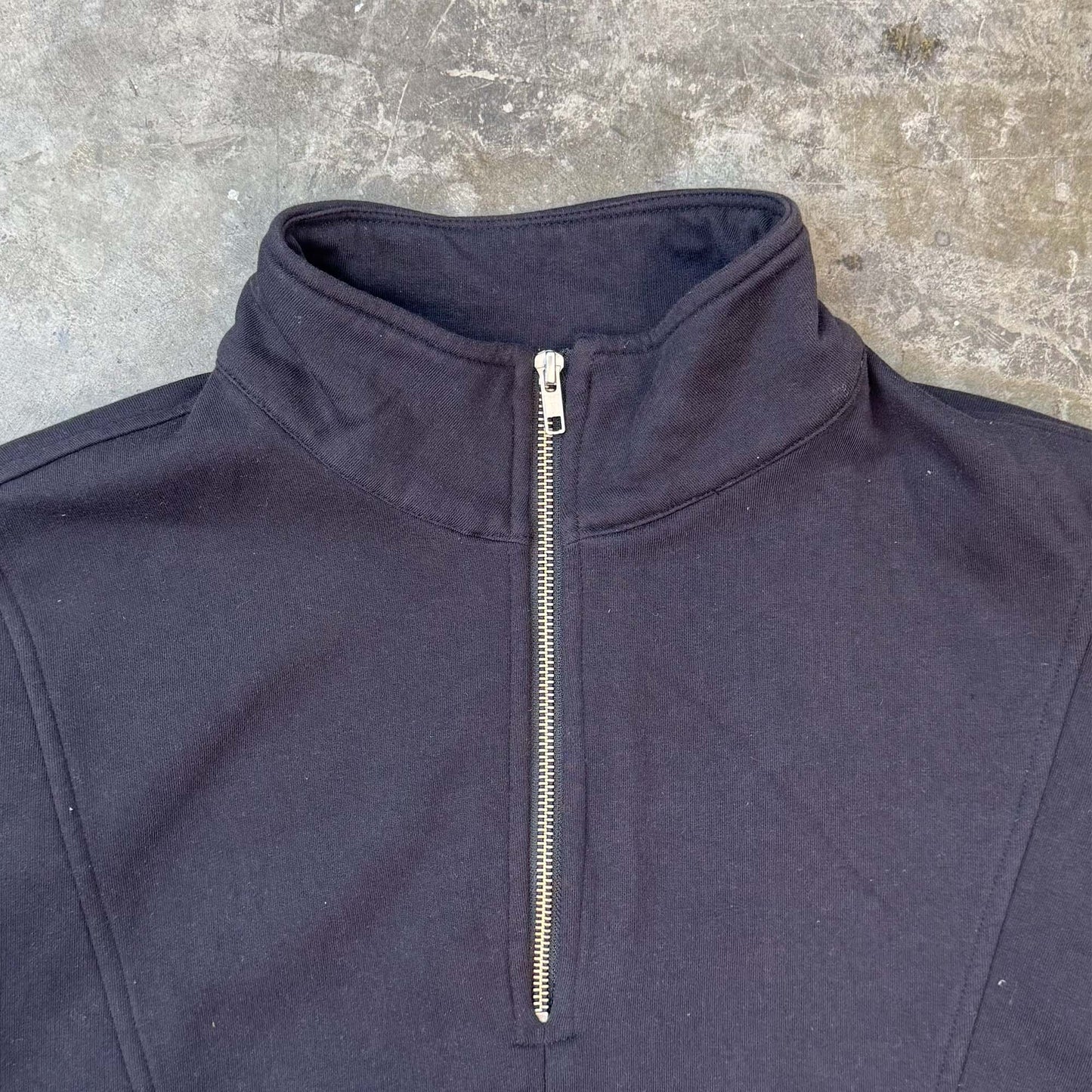 HALF ZIP JACKET IN CAVIAR