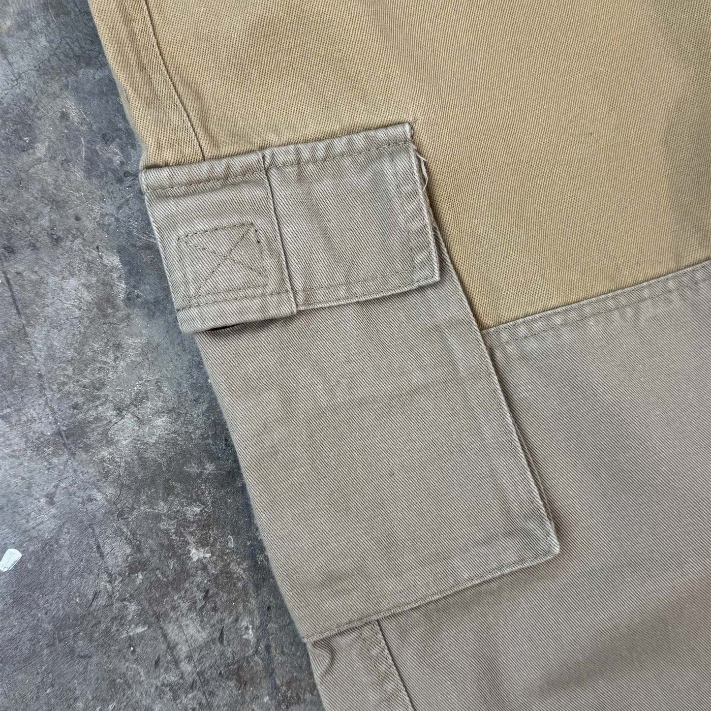 HIKE PANTS IN SAND DUNE