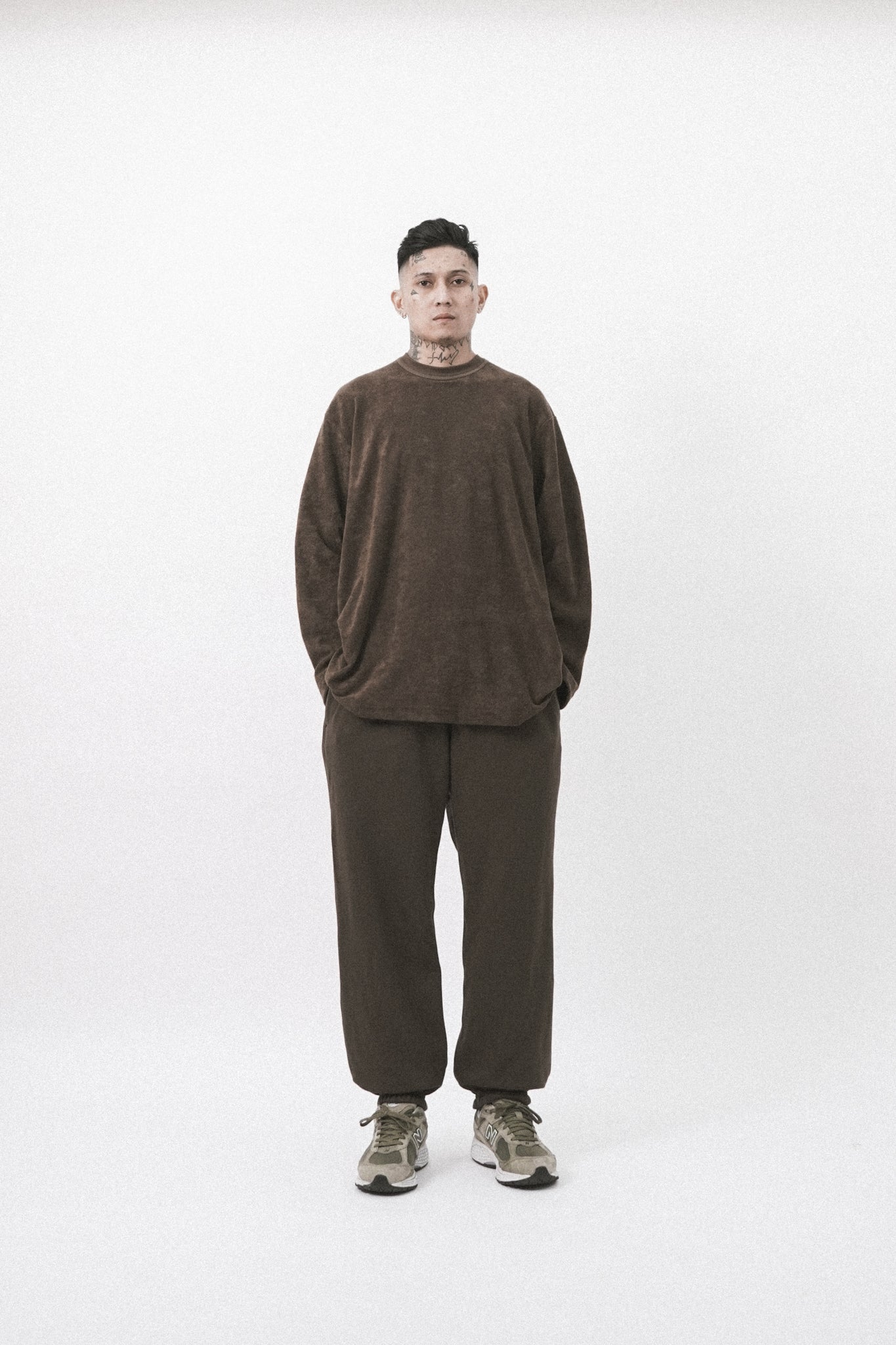 SWEATPANTS IN WOOD