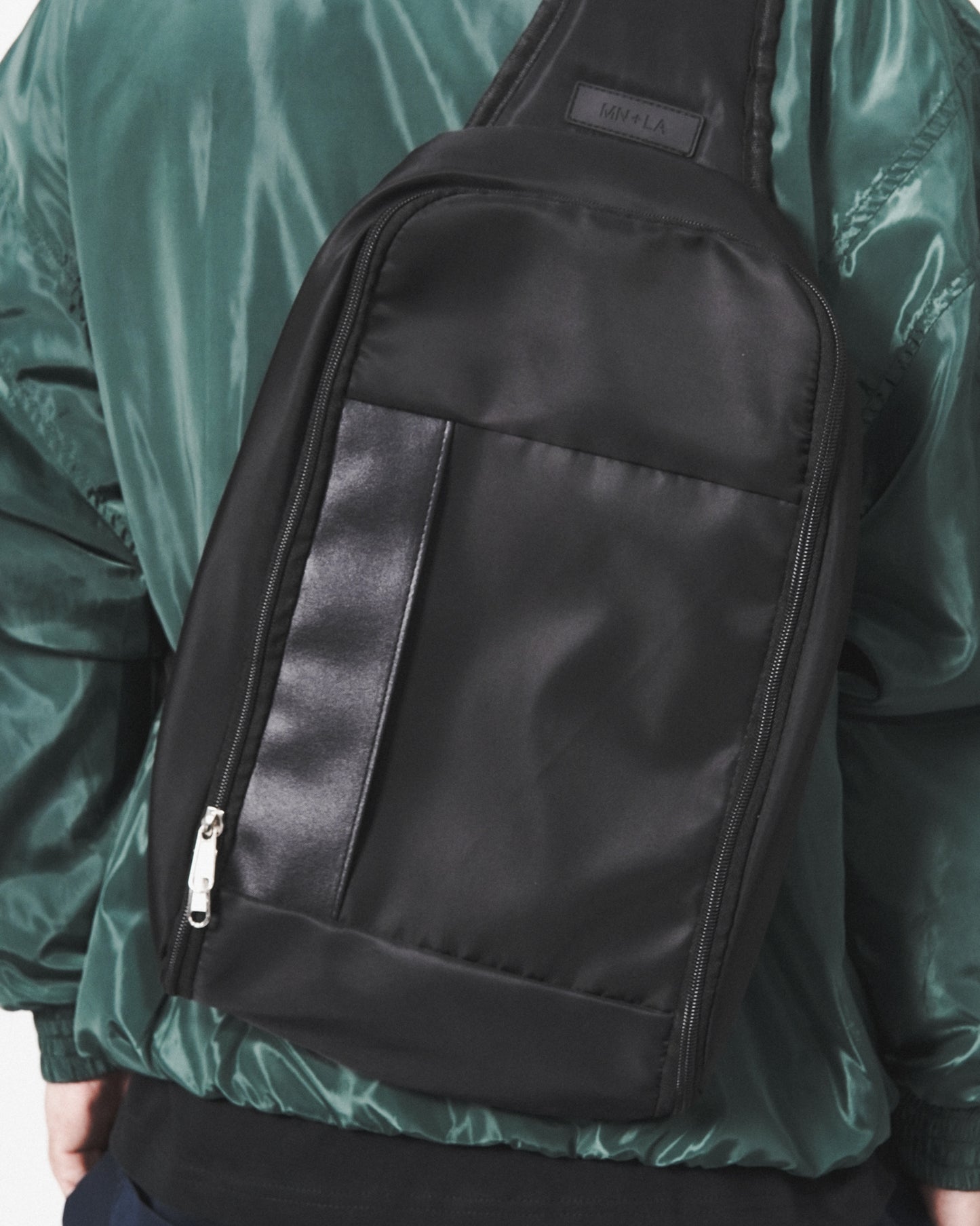 SHINOBI CROSS BAG CARRIER
