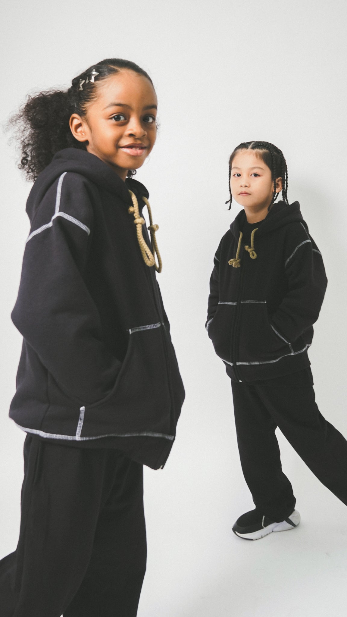 LITTLE HUMAN™ ZIP HOODIE IN ANTHRACITE