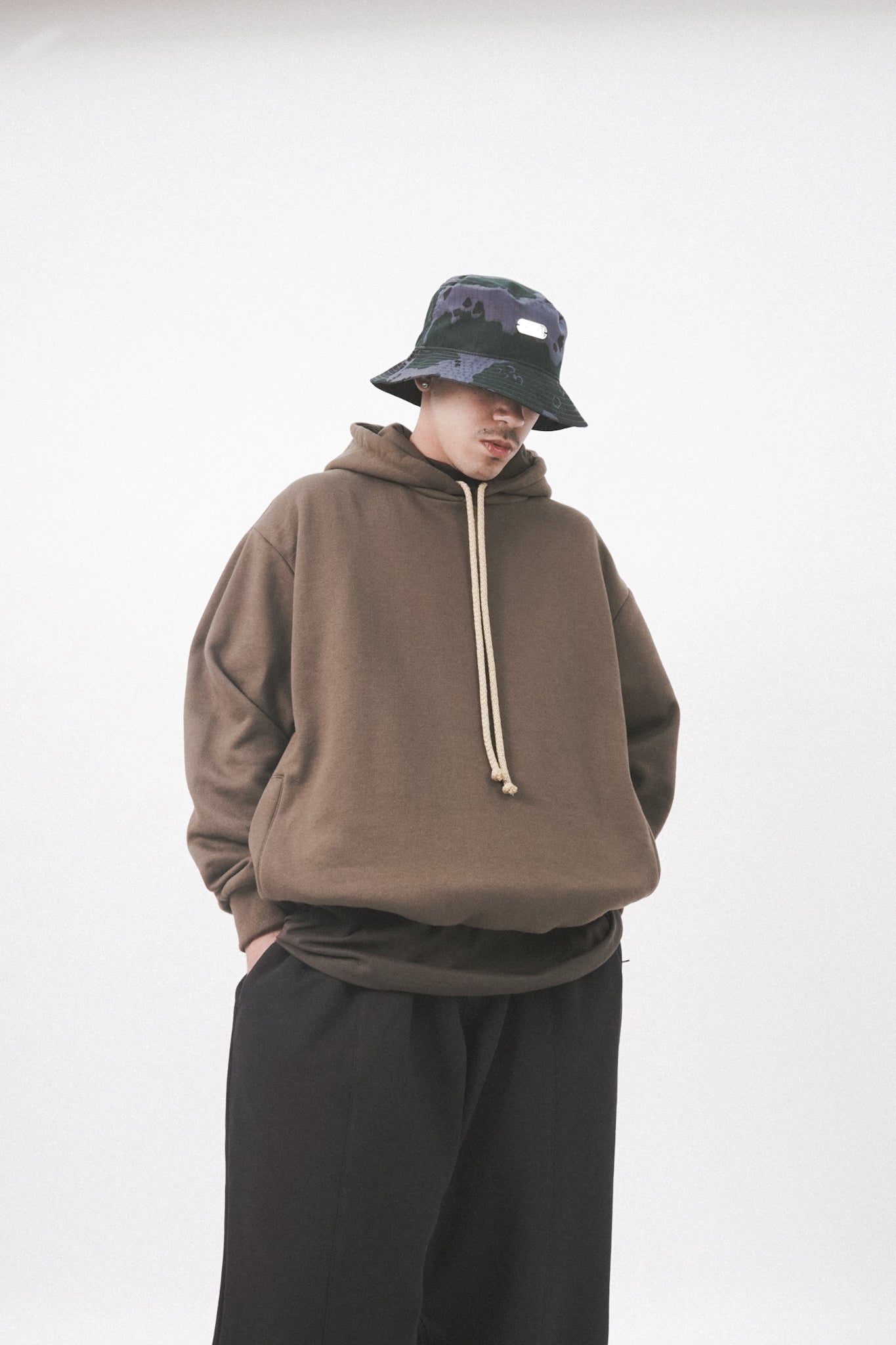 LAKESIDE BUCKET HAT IN DUSK CAMO