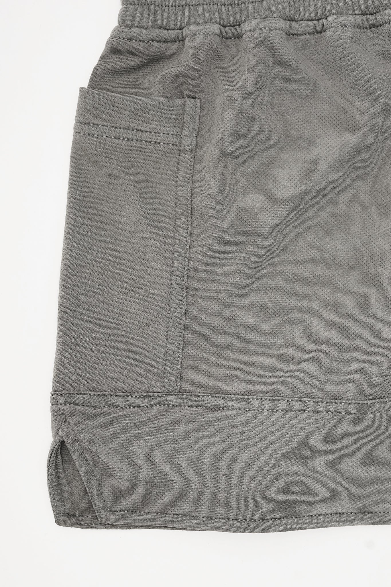 KNUCKLE HEAD MESH SHORTS IN STONE GREY