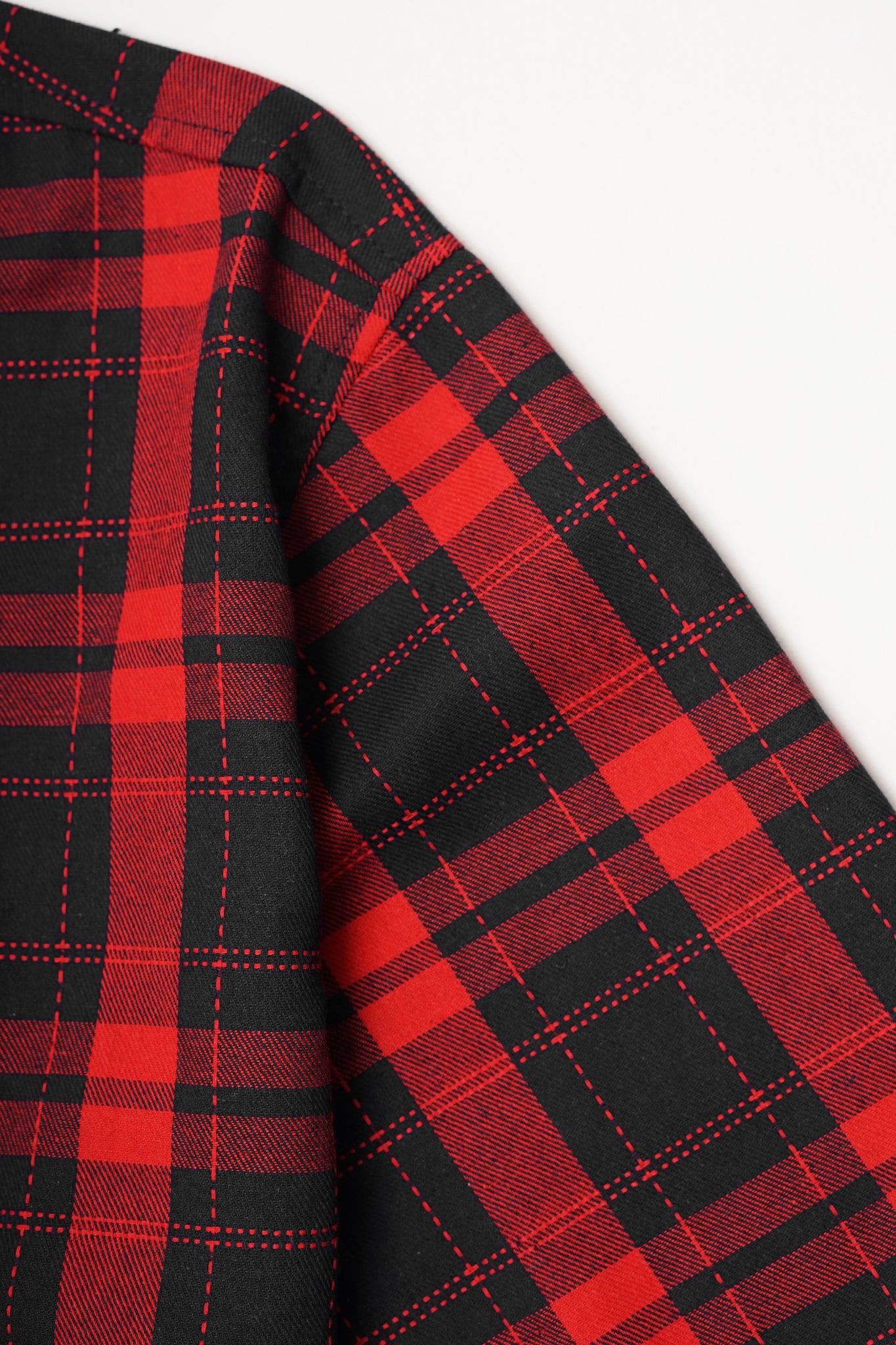 NAVY/RED S/S DRAPE