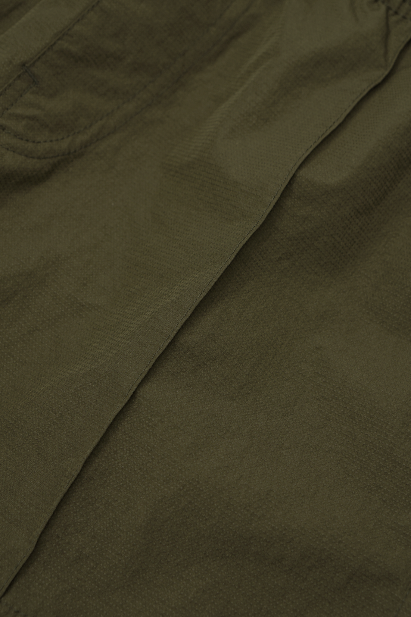 SHINOBI PLEATED HOUSE SHORTS IN OLIVE