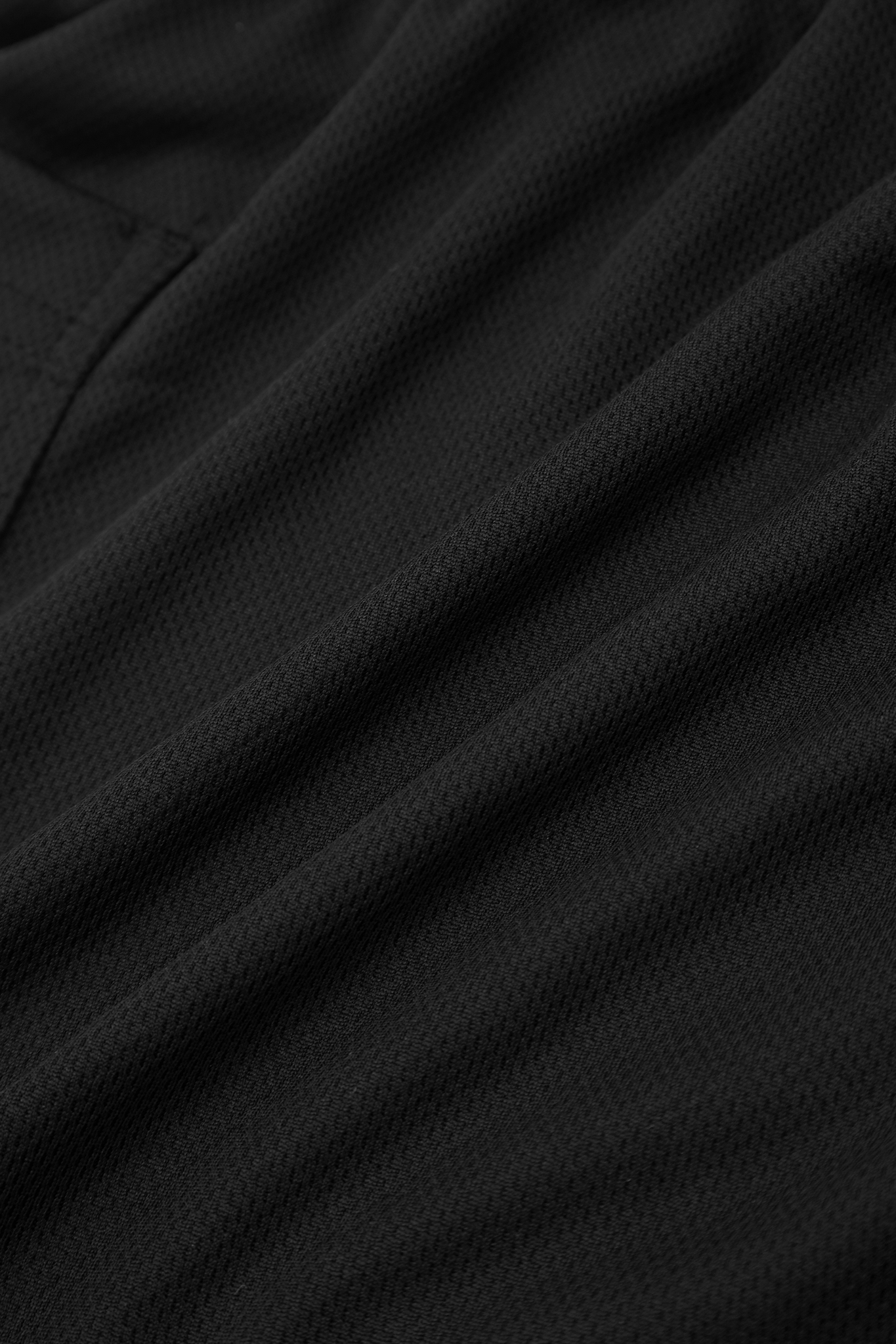 KNUCKLE HEAD MESH SHORTS IN STEALTH
