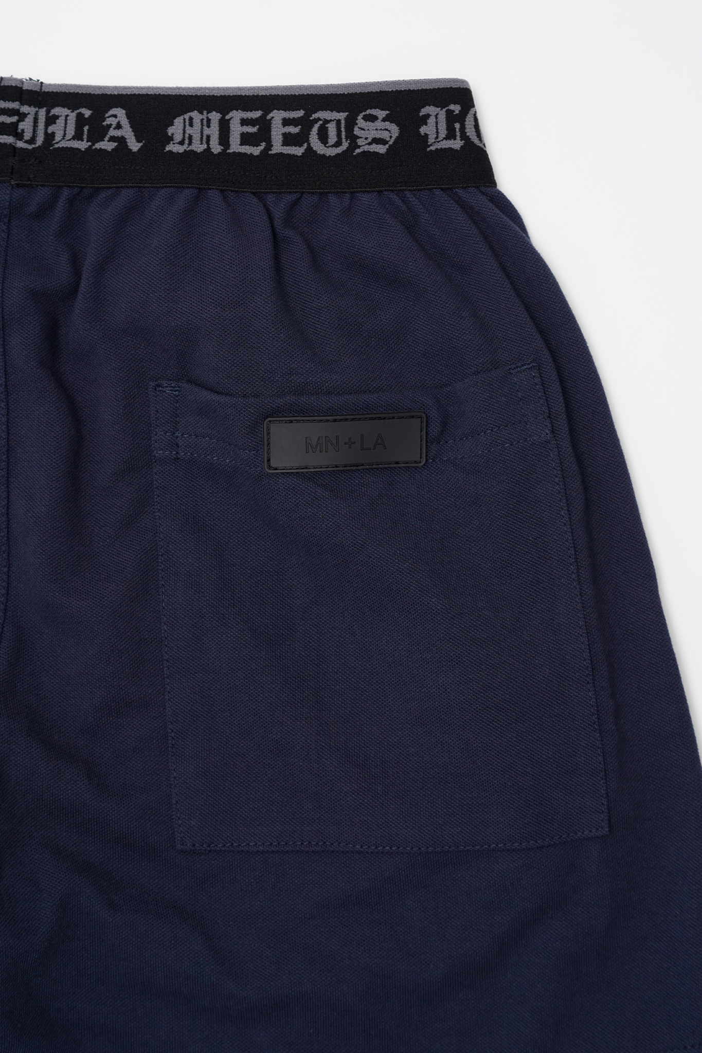 TRAINING SHORTS IN NAVY