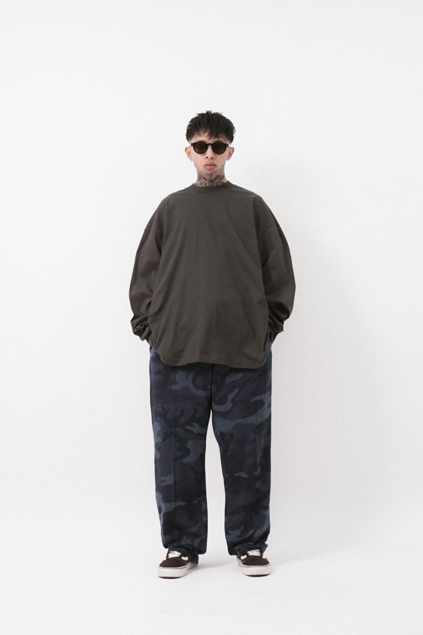 DEEP TRENCH CAMO PLEATED WIDE LOUNGE PANTS