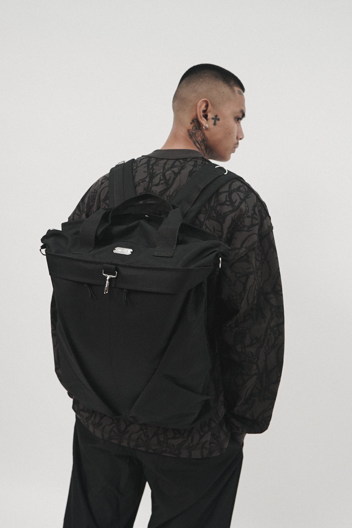 "WORLD TOUR" 3-WAY BACKPACK