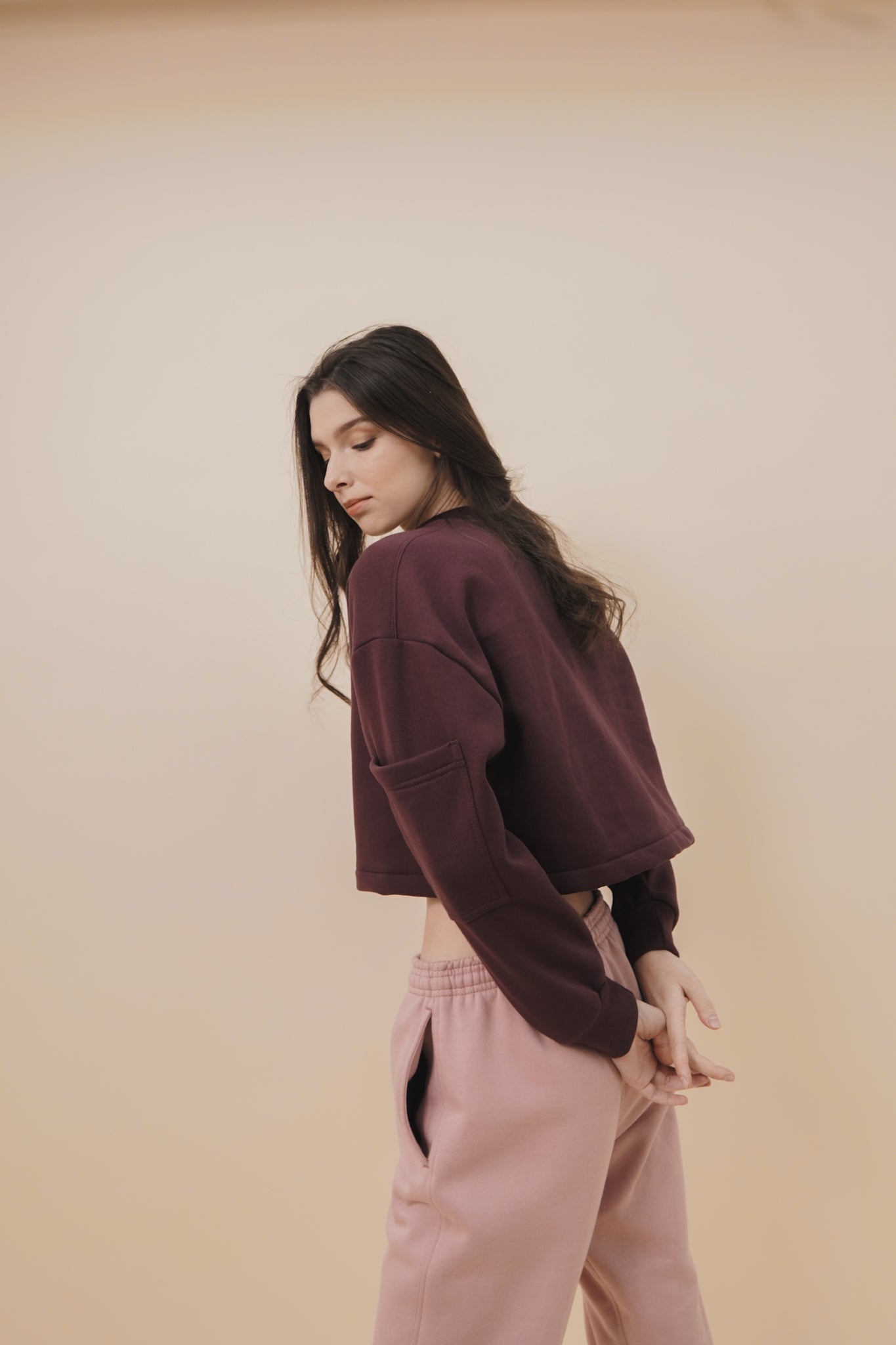 LOUNGE SWEATSHIRT IN WINE