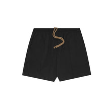ALL WEATHER PLEATED HOUSE SHORTS IN CROW