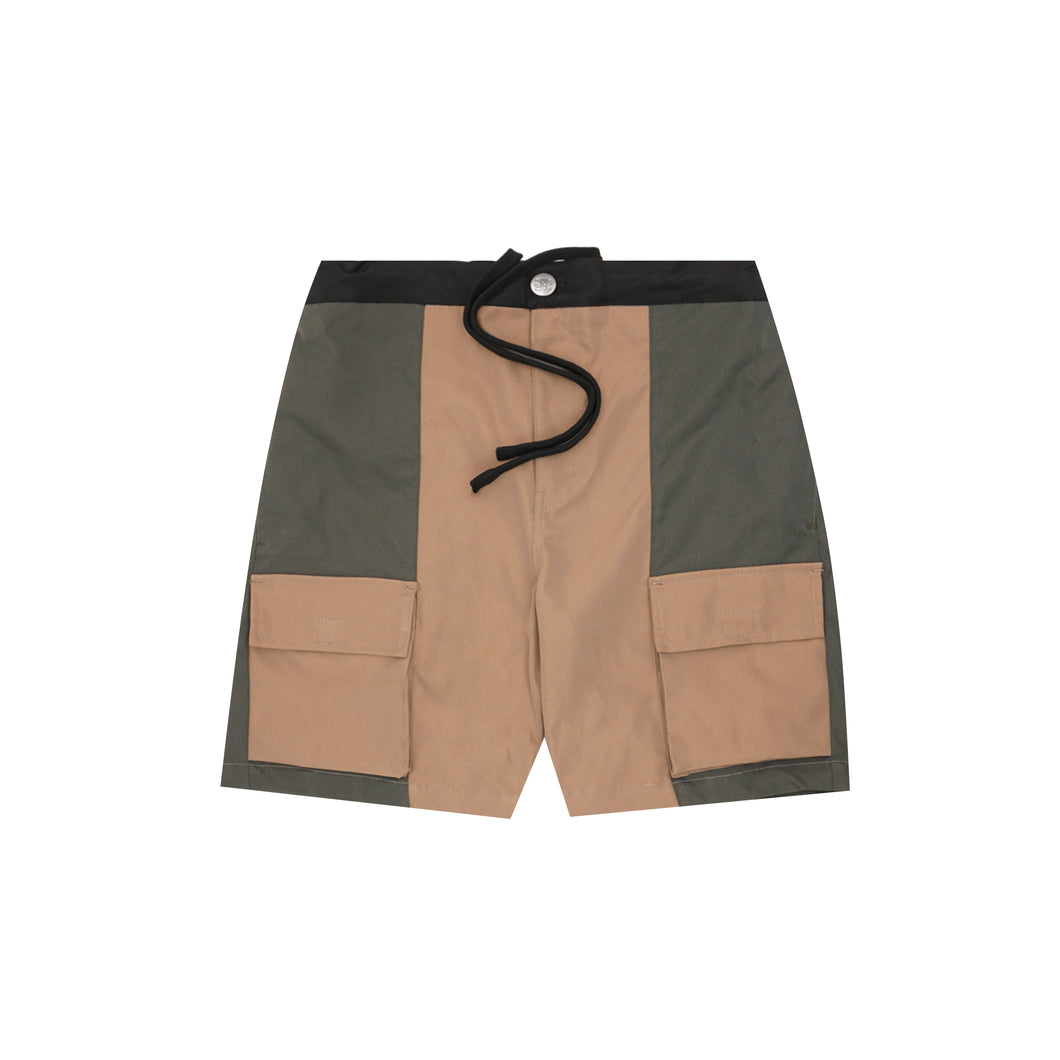 HIKE SHORTS IN MOSS/CHAMPAGNE
