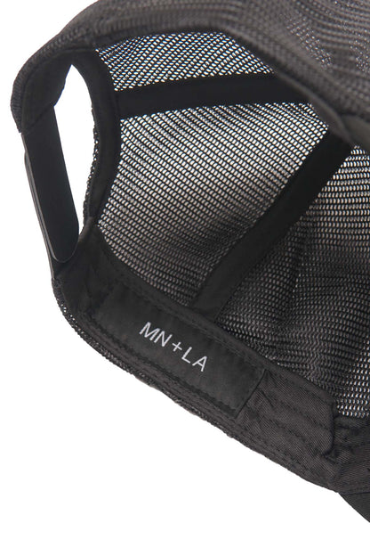 "AIR OUT" TRUCKER HAT IN ANTHRACITE BY WSH X MN+LA™